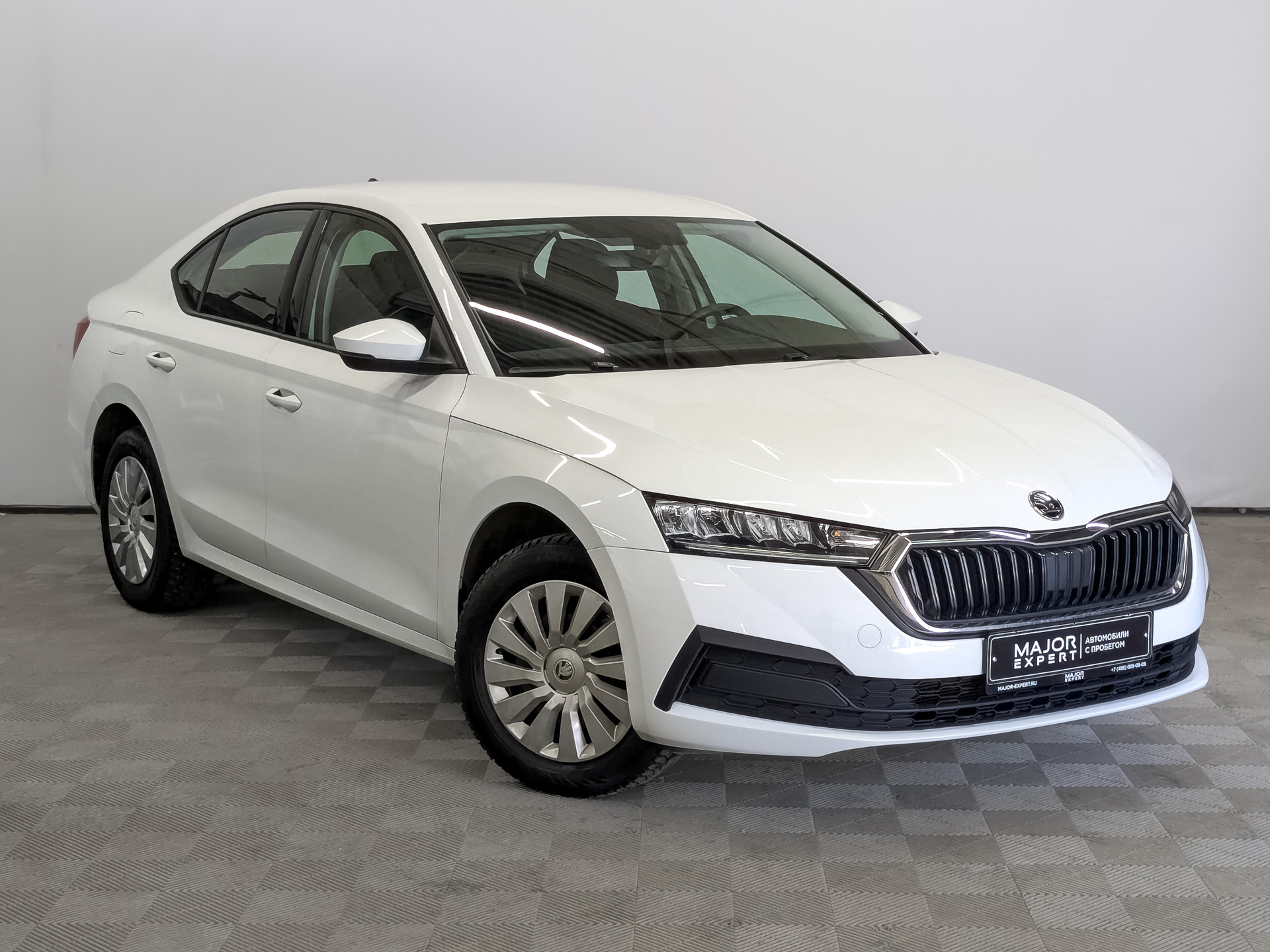 SKODA Octavia 1.60 (110 л.с), автомат, 2021, пробег 52 991 км