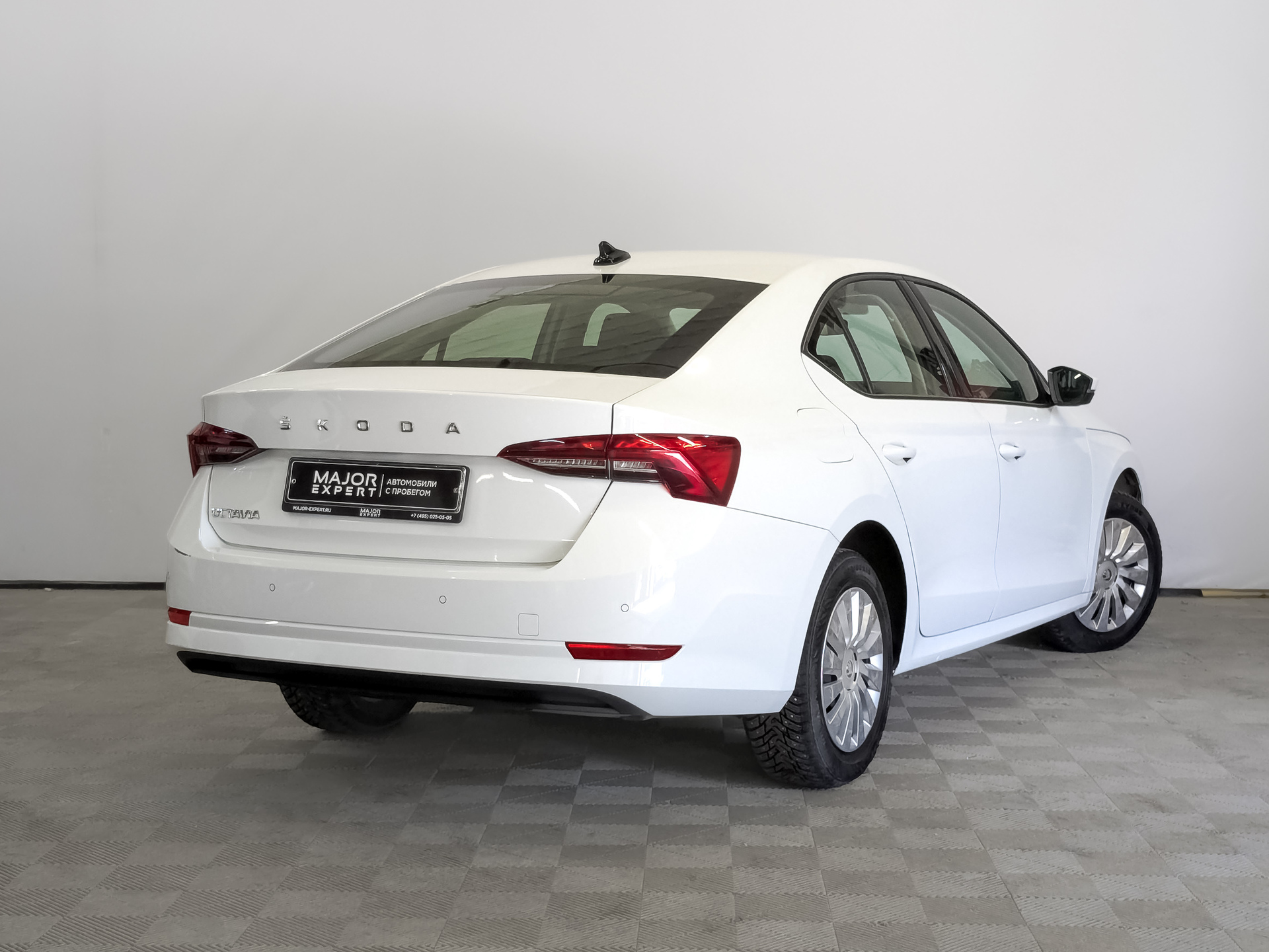SKODA Octavia 1.60 (110 л.с), автомат, 2021, пробег 52 991 км