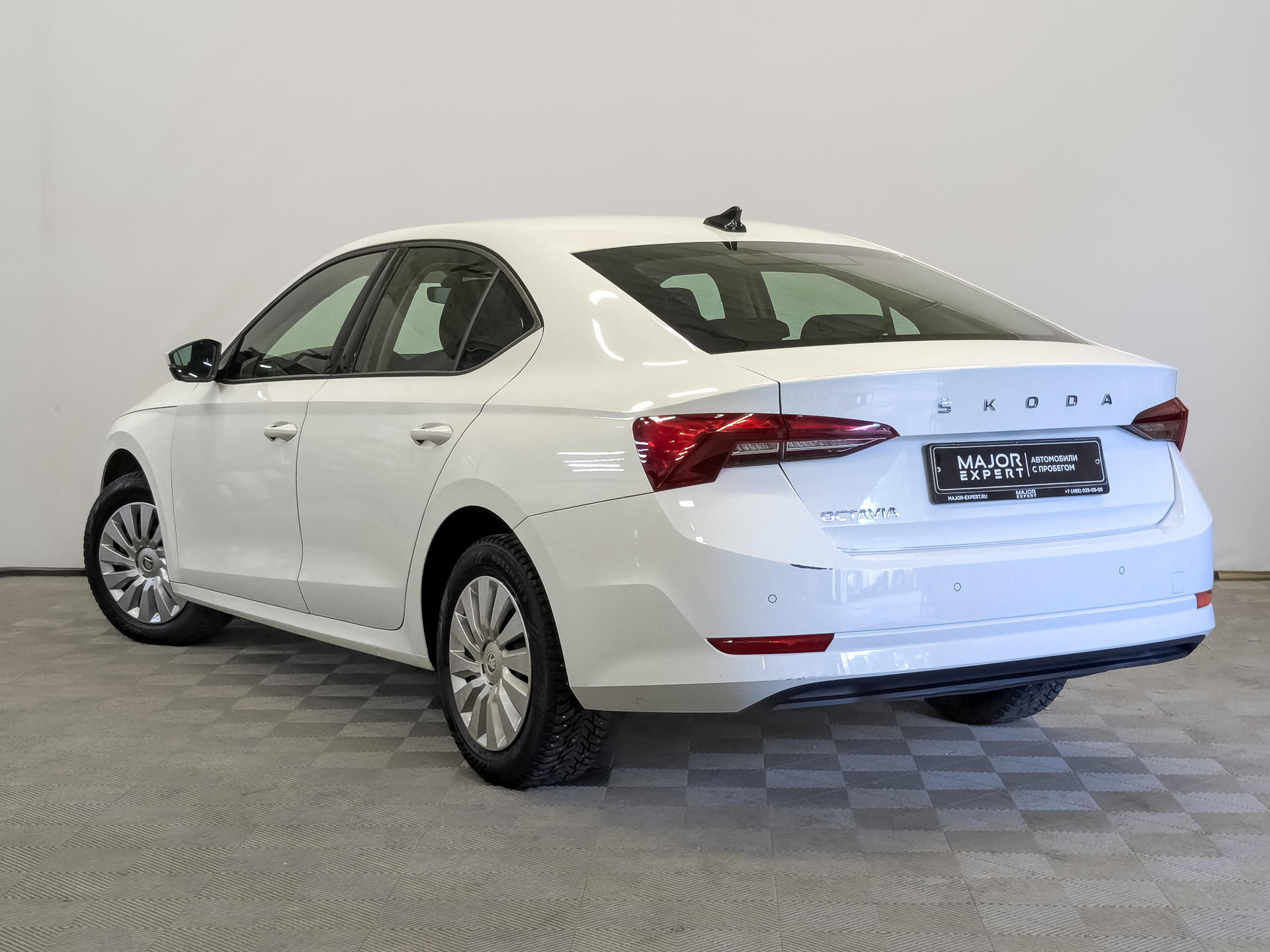 SKODA Octavia 1.60 (110 л.с), автомат, 2021, пробег 52 991 км