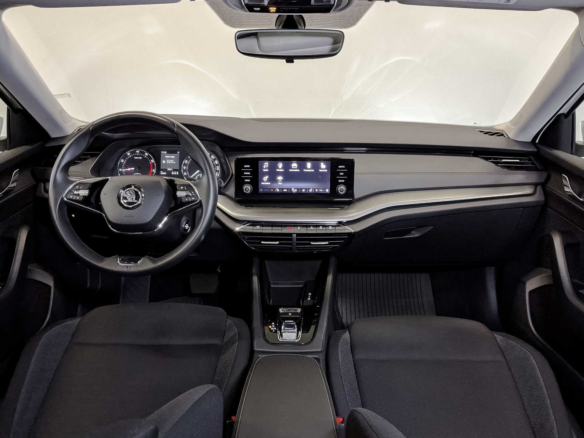 SKODA Octavia 1.60 (110 л.с), автомат, 2021, пробег 52 991 км