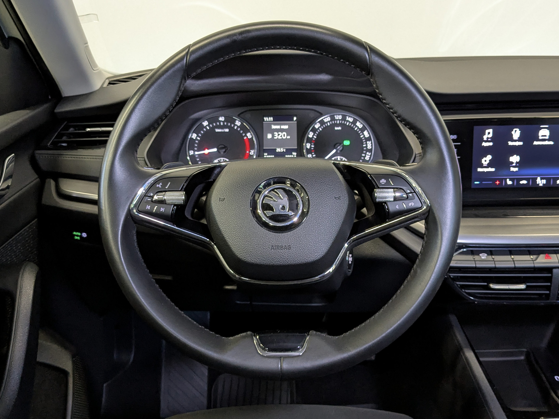 SKODA Octavia 1.60 (110 л.с), автомат, 2021, пробег 52 991 км