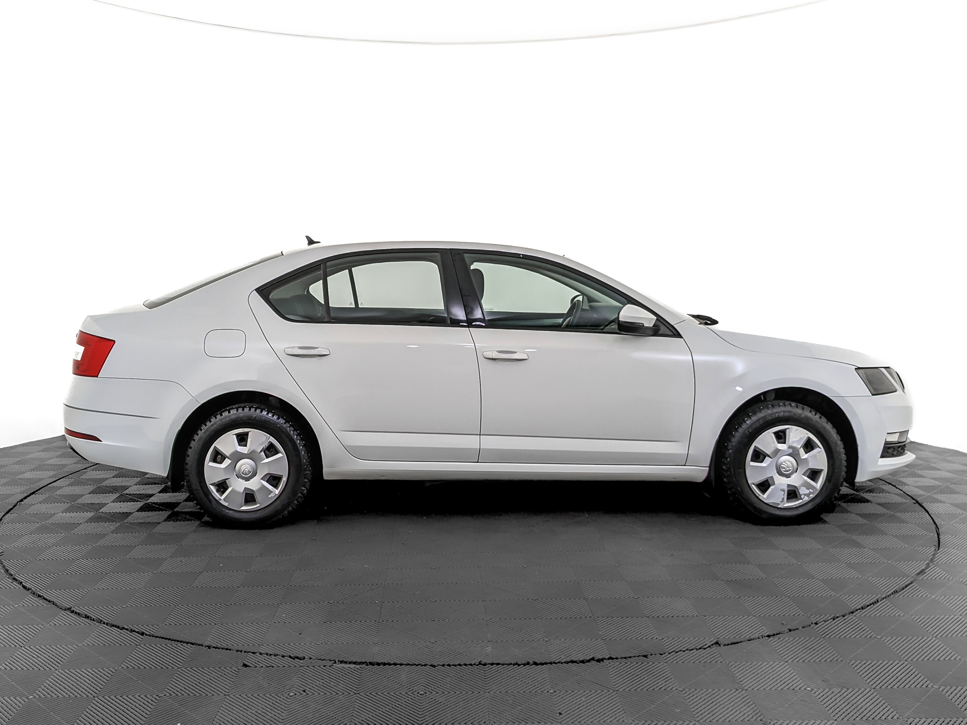 SKODA Octavia 1.60 (110 л.с), автомат, 2020, пробег 60 224 км