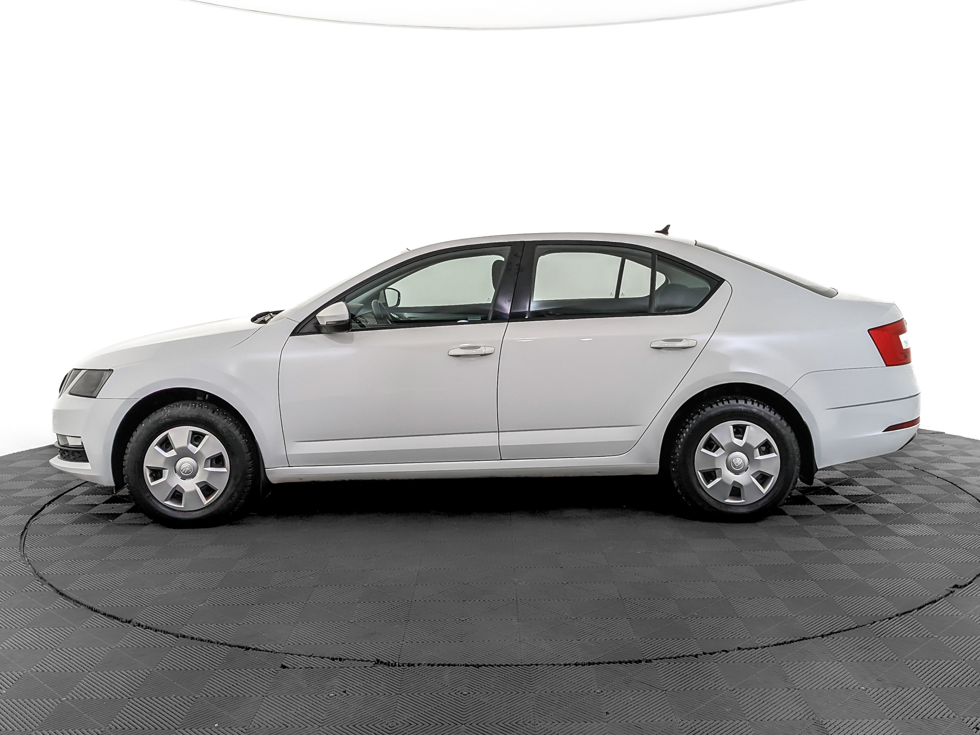 SKODA Octavia 1.60 (110 л.с), автомат, 2020, пробег 60 224 км