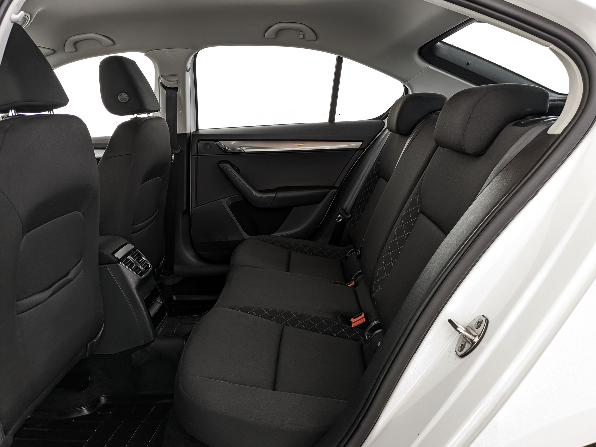 SKODA Octavia 1.60 (110 л.с), автомат, 2020, пробег 60 224 км