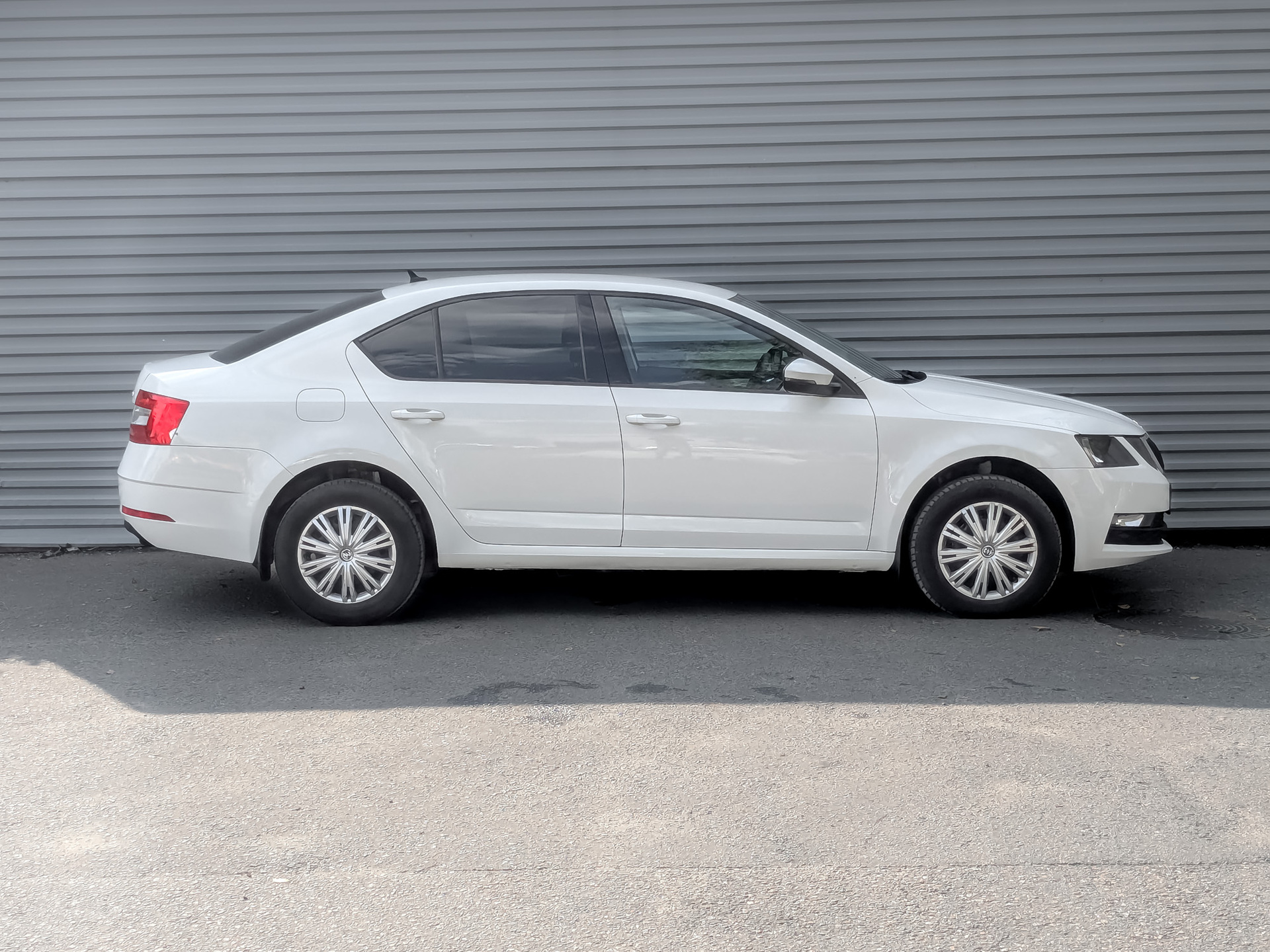 SKODA Octavia 1.60 (110 л.с), автомат, 2020, пробег 65 171 км