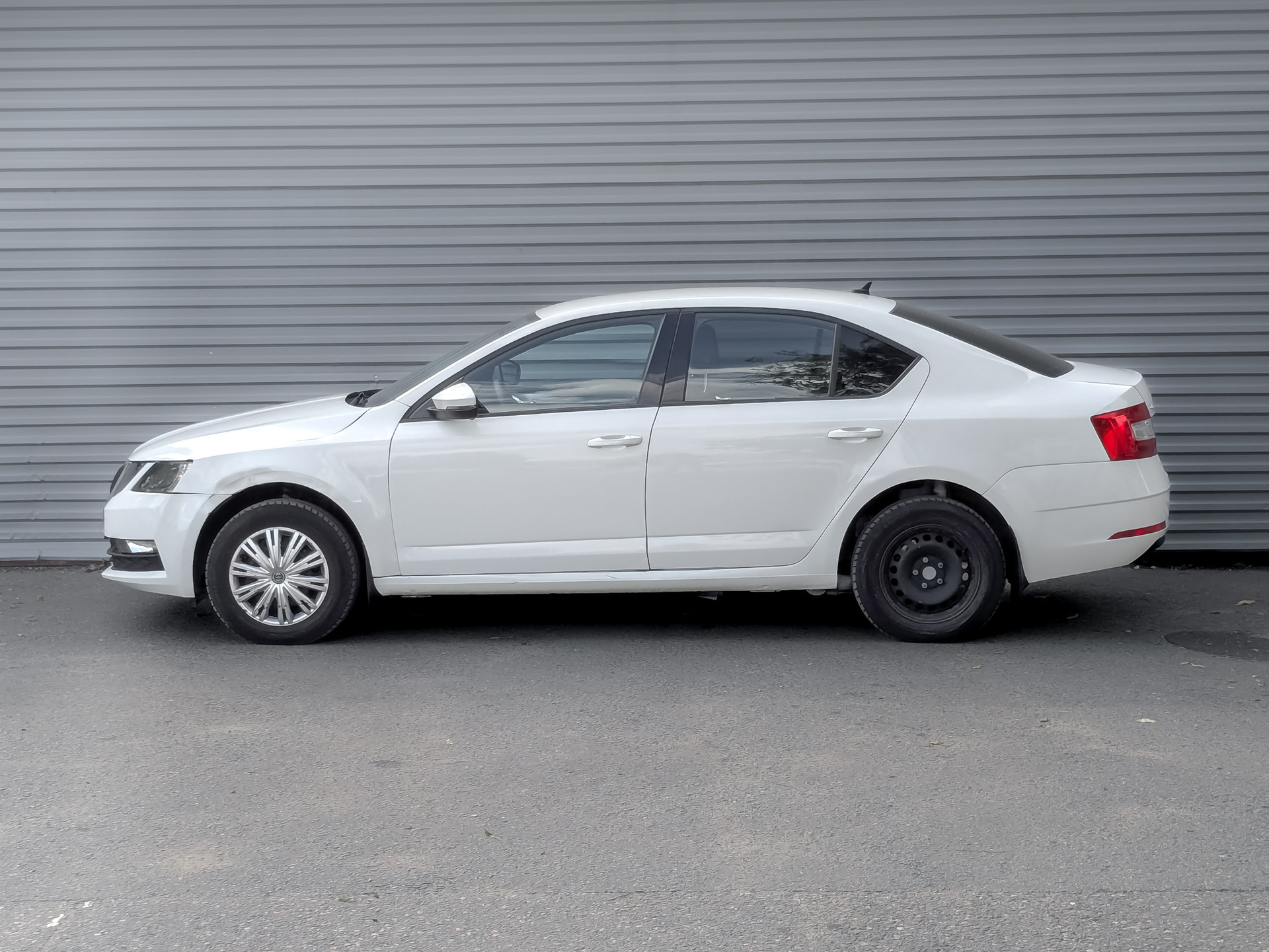 SKODA Octavia 1.60 (110 л.с), автомат, 2020, пробег 65 171 км