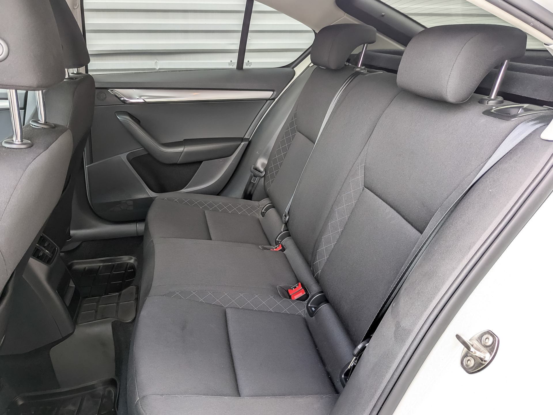 SKODA Octavia 1.60 (110 л.с), автомат, 2020, пробег 65 171 км