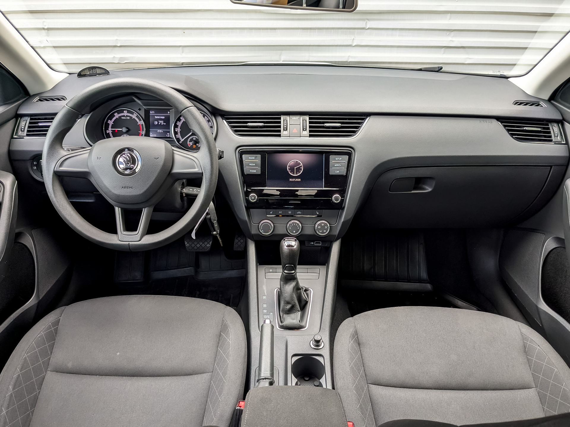 SKODA Octavia 1.60 (110 л.с), автомат, 2020, пробег 65 171 км