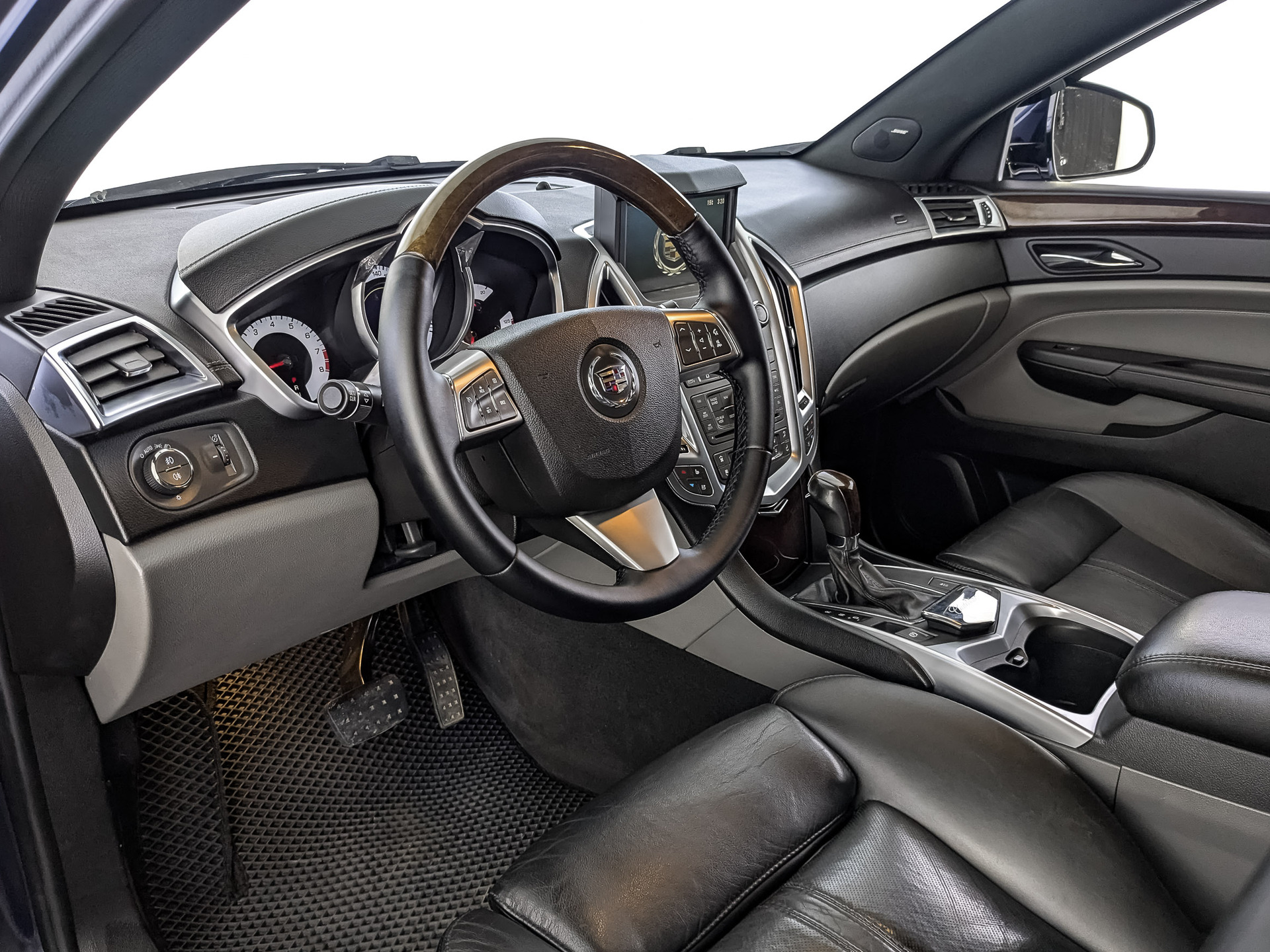 CADILLAC SRX 3.00 (269 л.с), автомат, 2011, пробег 186 475 км