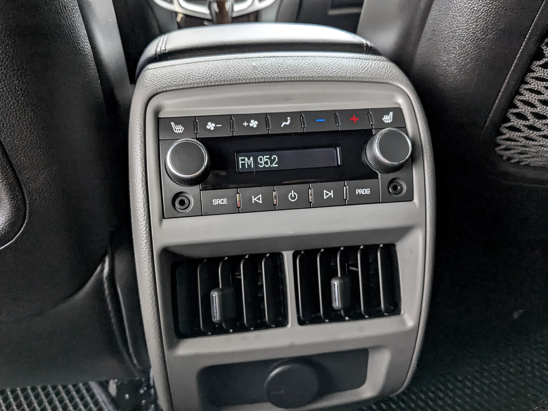 CADILLAC SRX 3.00 (269 л.с), автомат, 2011, пробег 186 475 км