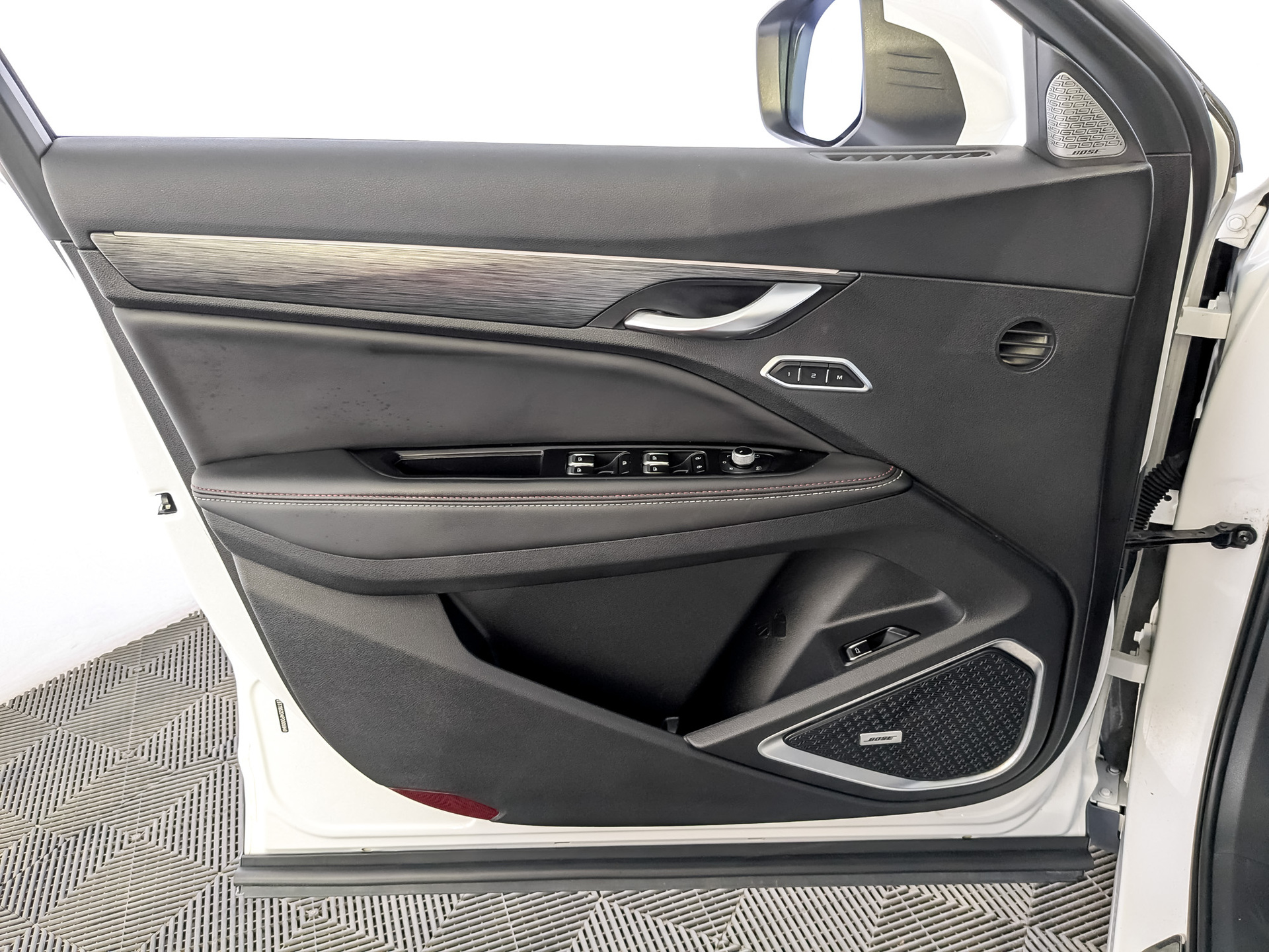 GEELY Tugella 2.00 (238 л.с), автомат, 2023, пробег 57 066 км