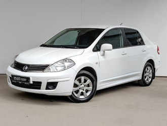 Nissan Tiida C11