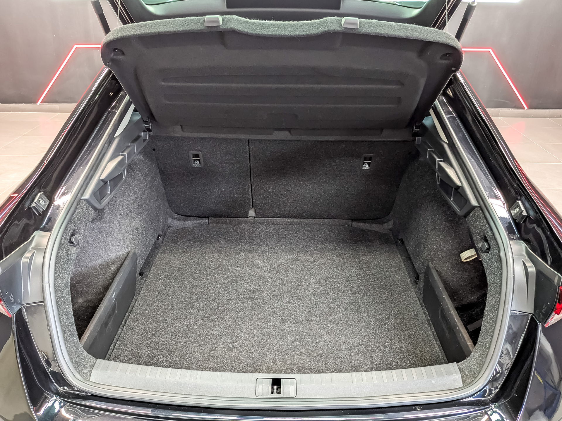 SKODA Octavia 1.40 (150 л.с), автомат, 2020, пробег 141 044 км