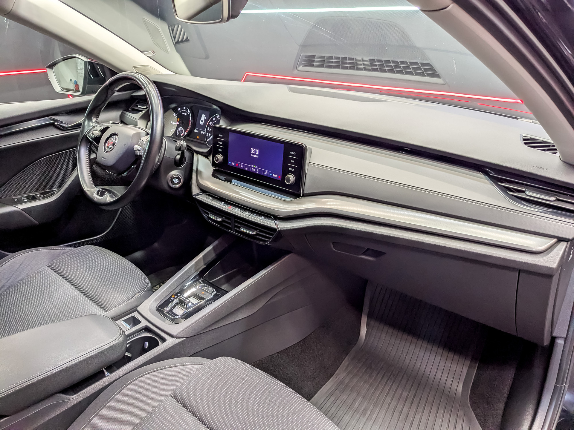 SKODA Octavia 1.40 (150 л.с), автомат, 2020, пробег 141 044 км