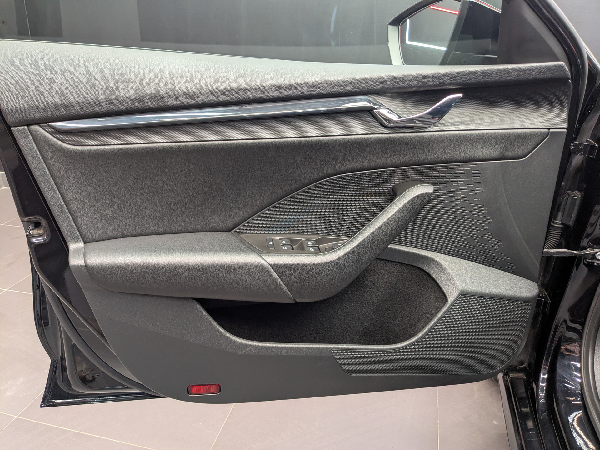 SKODA Octavia 1.40 (150 л.с), автомат, 2020, пробег 141 044 км