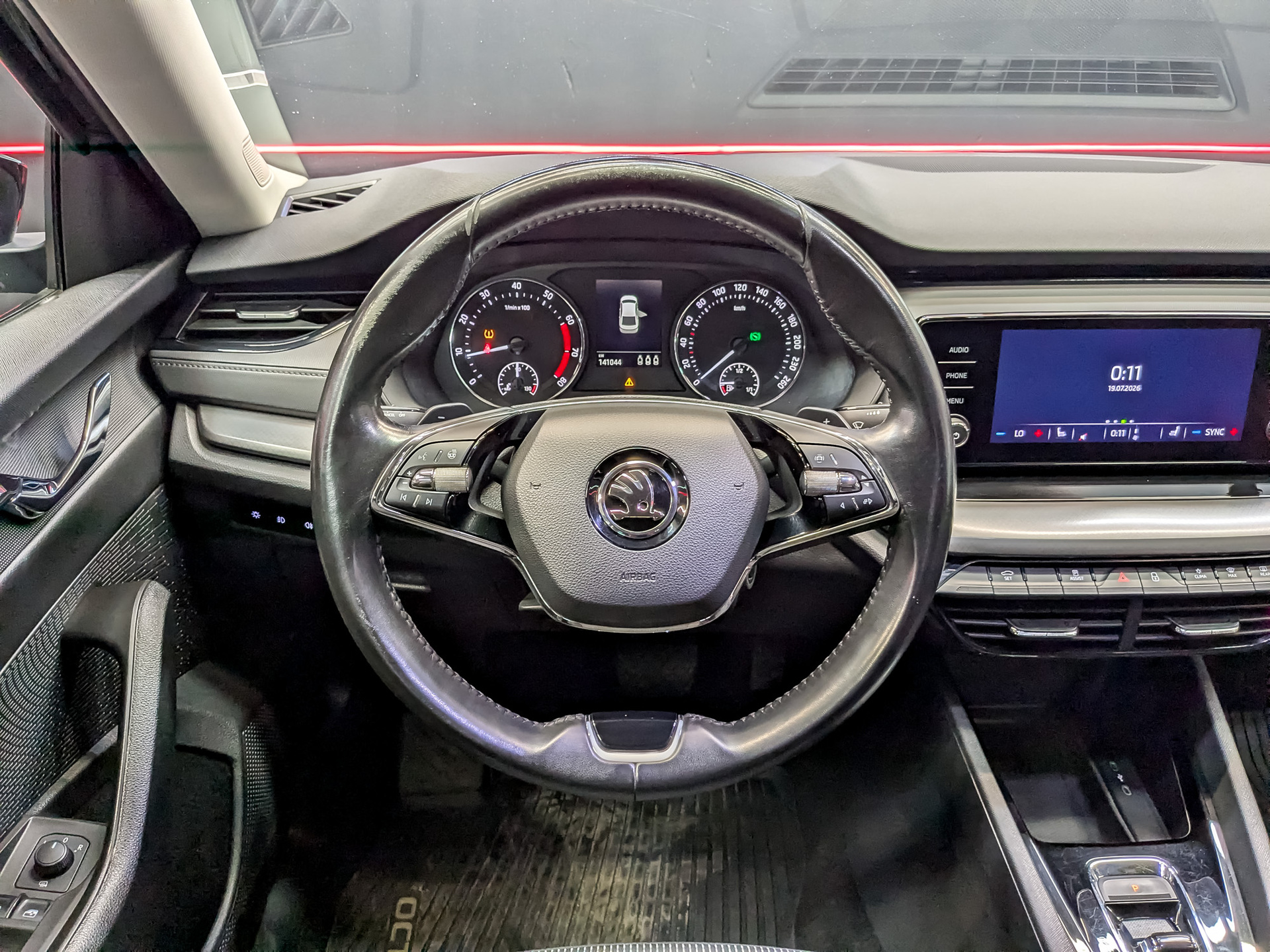 SKODA Octavia 1.40 (150 л.с), автомат, 2020, пробег 141 044 км