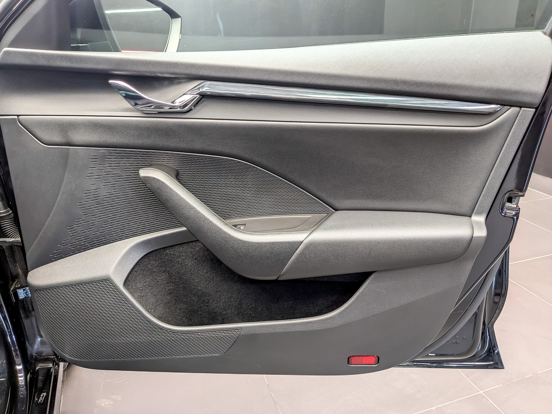 SKODA Octavia 1.40 (150 л.с), автомат, 2020, пробег 141 044 км