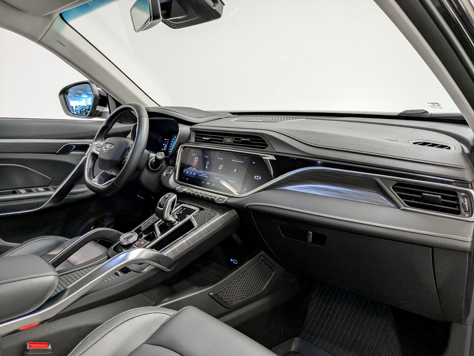 GEELY Atlas Pro 1.50 (177 л.с), автомат, 2023, пробег 41 200 км