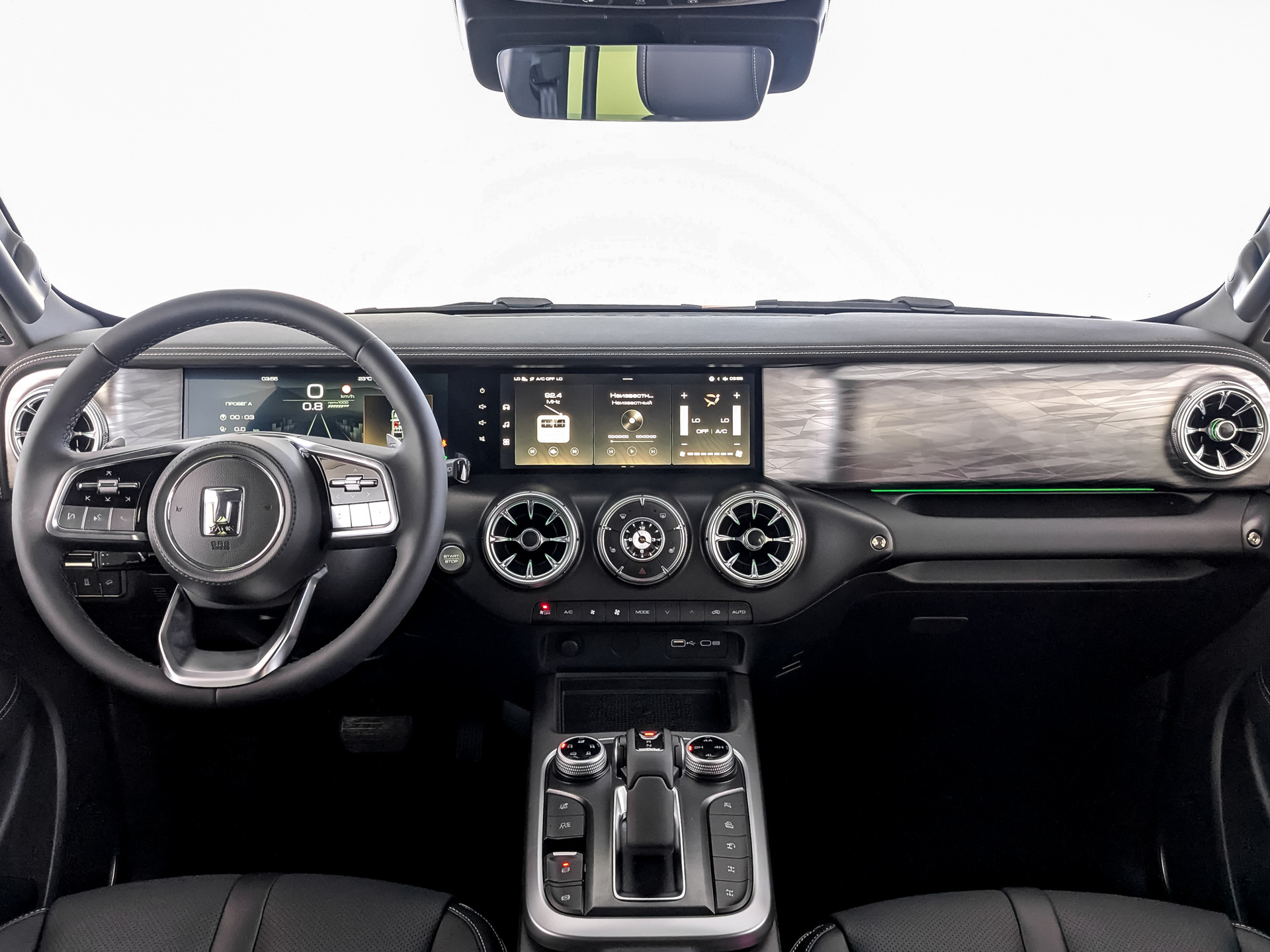 Фото Tank 300 Сити Премиум (City Premium) 2.0T/218 8AT 4WD