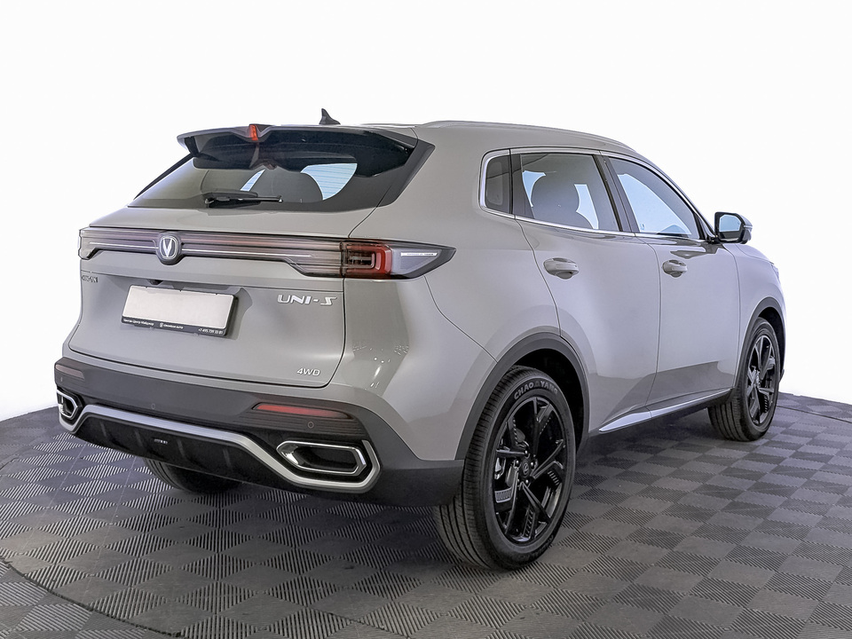Changan UNI-S Люкс 1.5T/147 7RT Полный привод