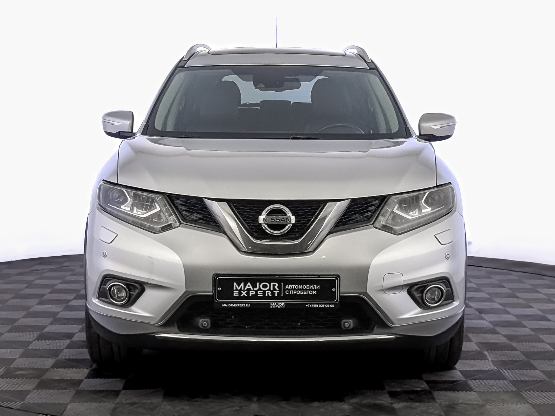 NISSAN X-Trail 2.50 (171 л.с), автомат, 2016, пробег 160 930 км
