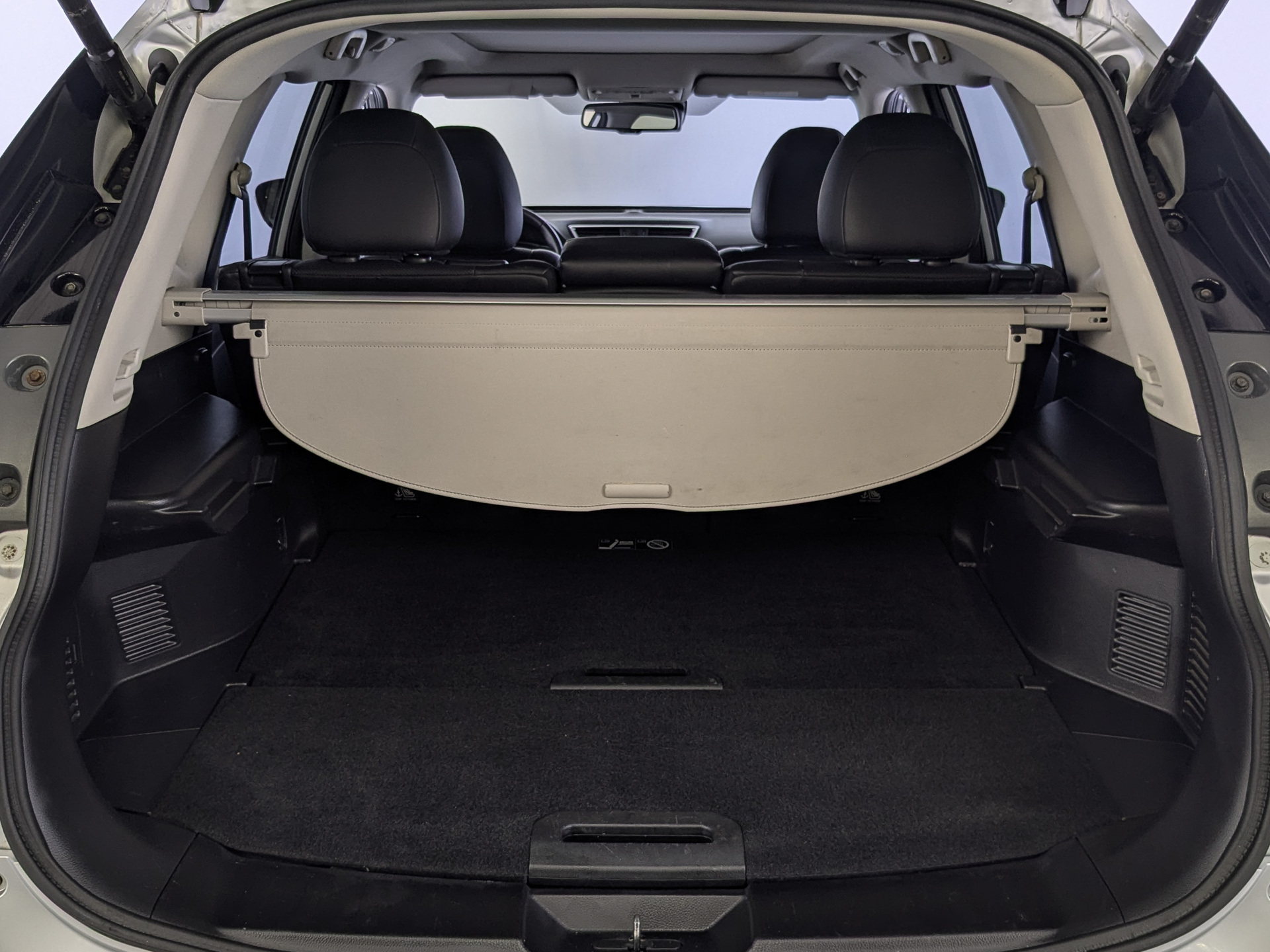 NISSAN X-Trail 2.50 (171 л.с), автомат, 2016, пробег 160 930 км