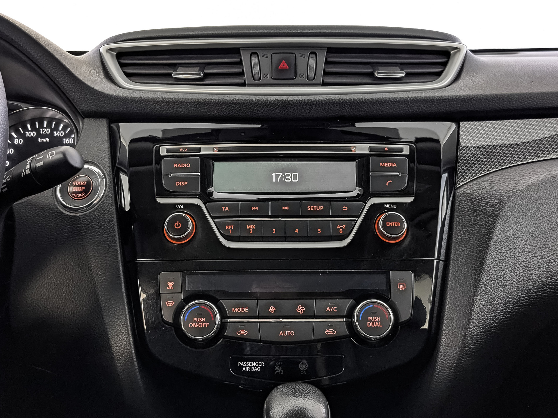 NISSAN X-Trail 2.50 (171 л.с), автомат, 2016, пробег 160 930 км