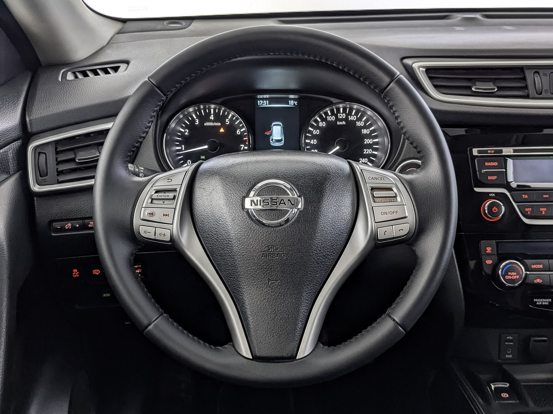 NISSAN X-Trail 2.50 (171 л.с), автомат, 2016, пробег 160 930 км
