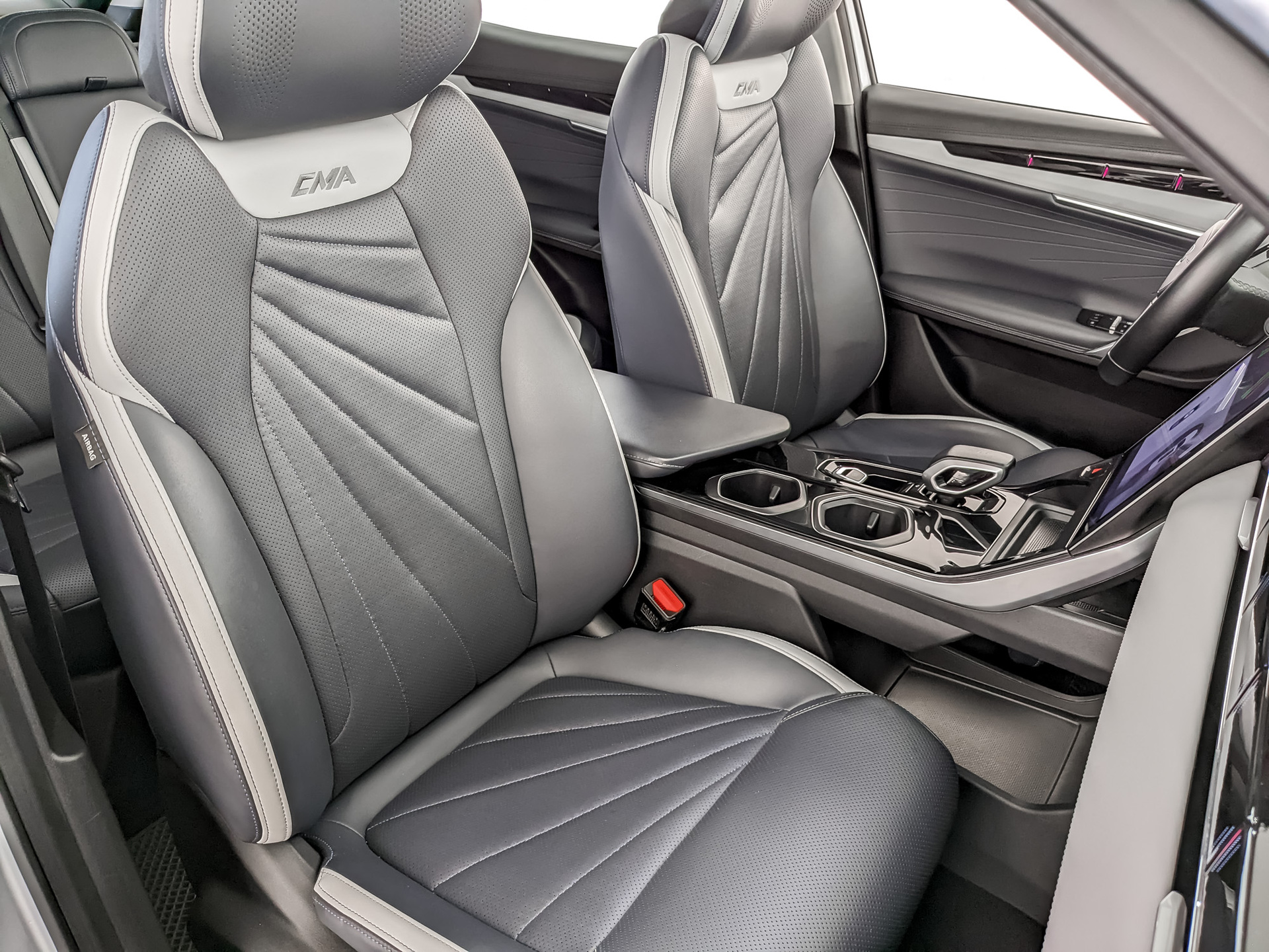 GEELY Atlas II 2.00 (200 л.с), автомат, 2023, пробег 87 384 км