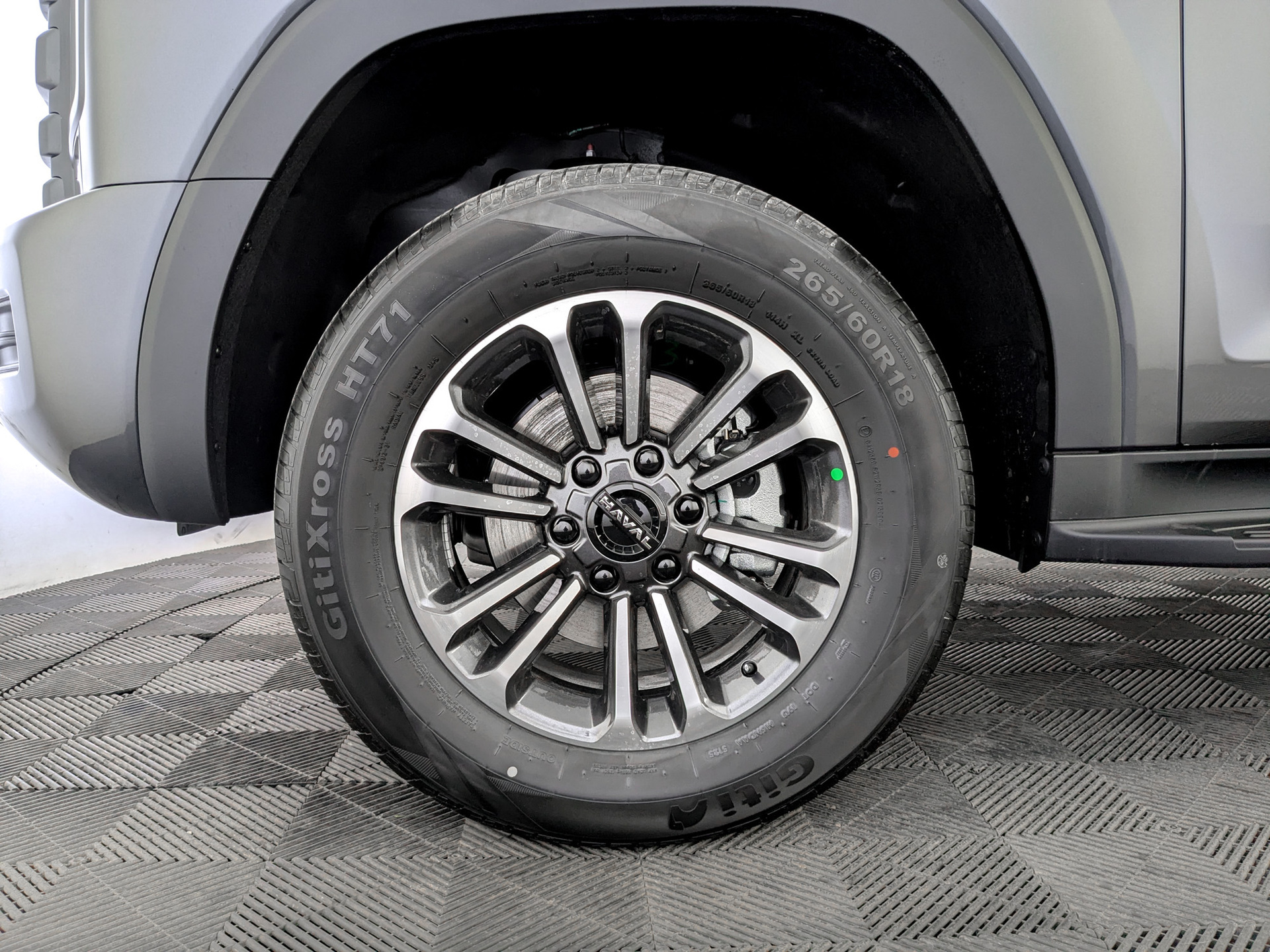 Фото Haval H9 Премиум 2.0T/218 8AT 4WD