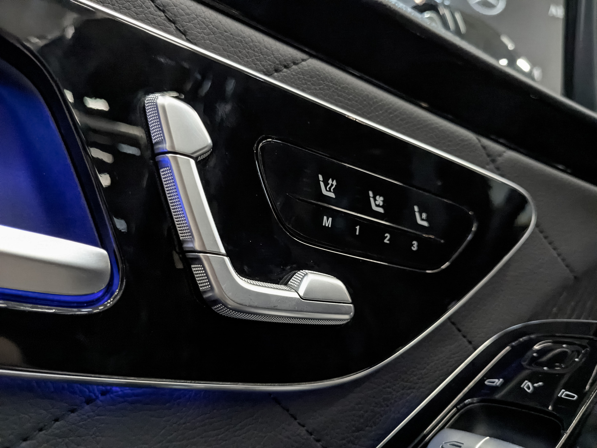 MERCEDES-BENZ S-Класс 3.00 (442 л.с), автомат, 2022, пробег 120 596 км