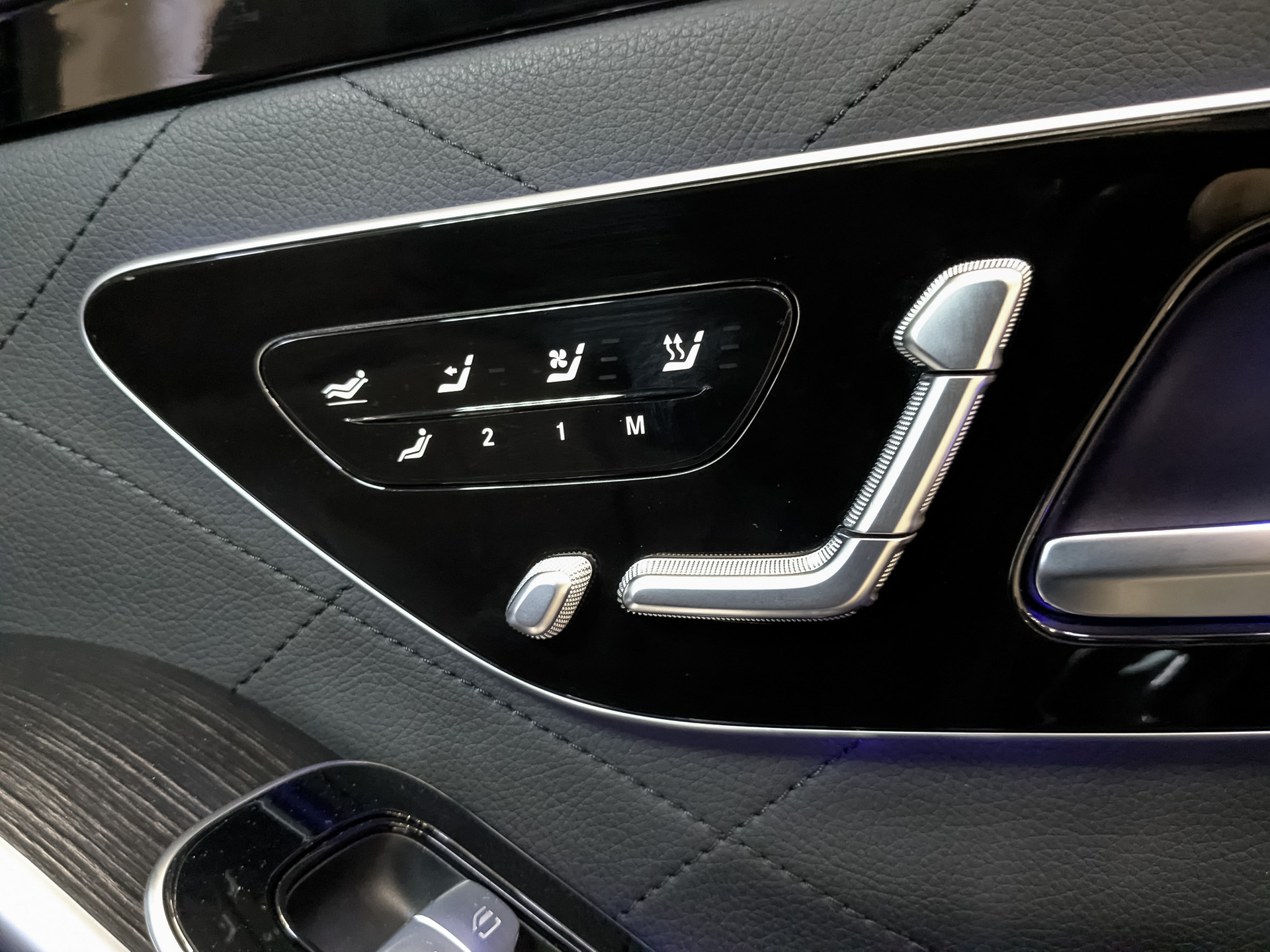 MERCEDES-BENZ S-Класс 3.00 (442 л.с), автомат, 2022, пробег 120 596 км