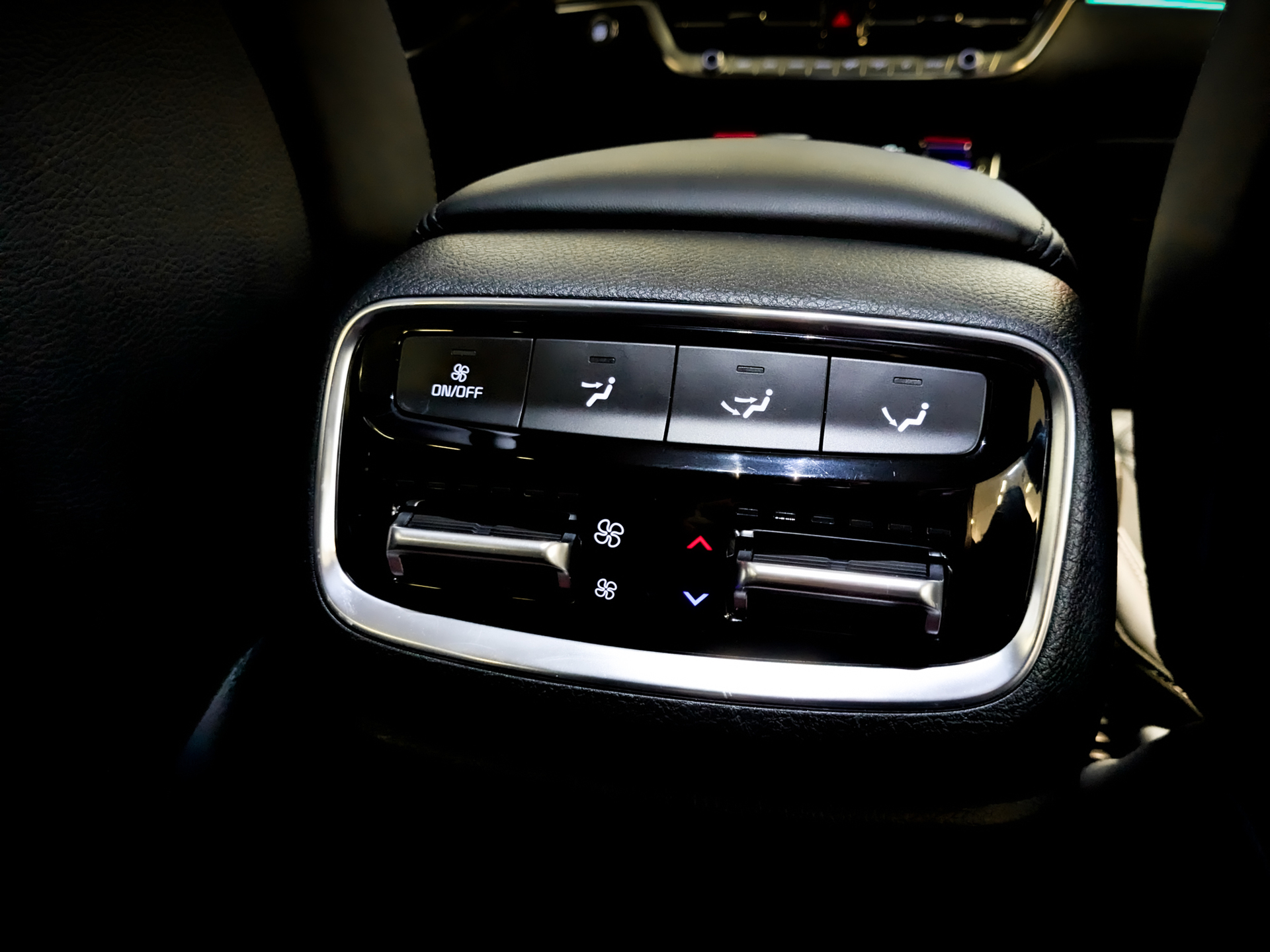 KIA Mohave 3.00 (249 л.с), автомат, 2021, пробег 49 900 км