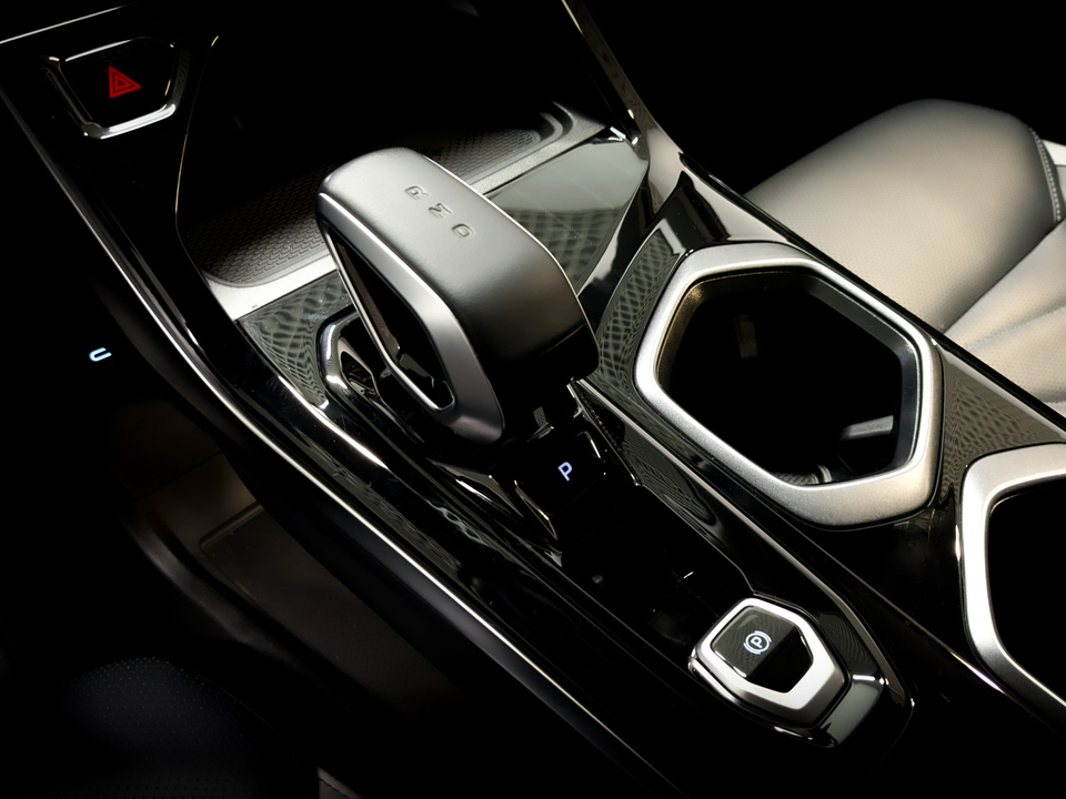 Фото Geely Atlas II с пробегом 18 075 км