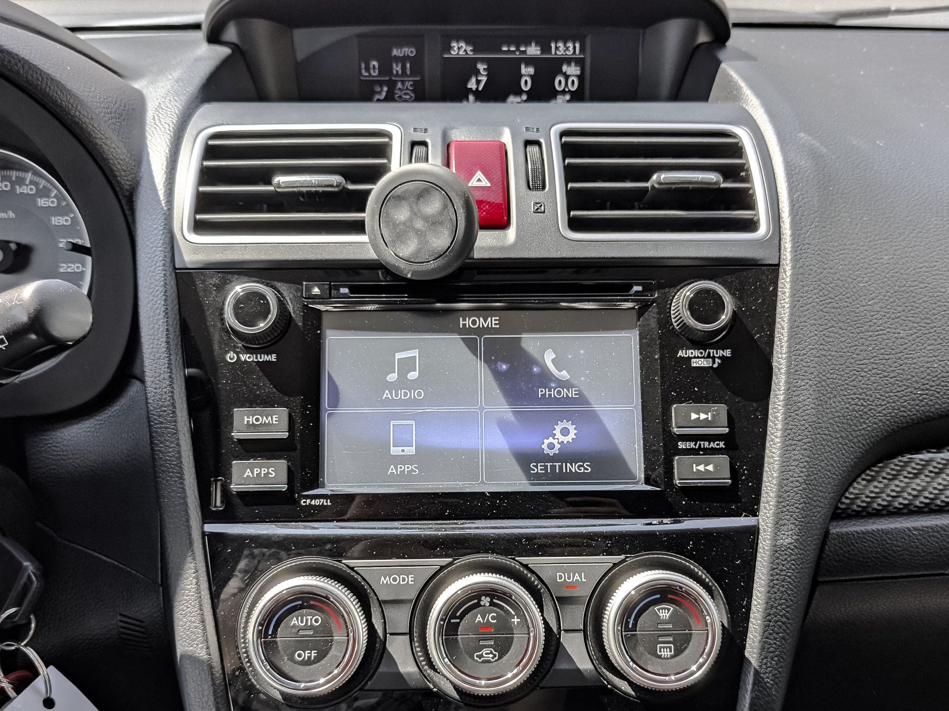 SUBARU Forester 2.00 (150 л.с), автомат, 2015, пробег 150 648 км