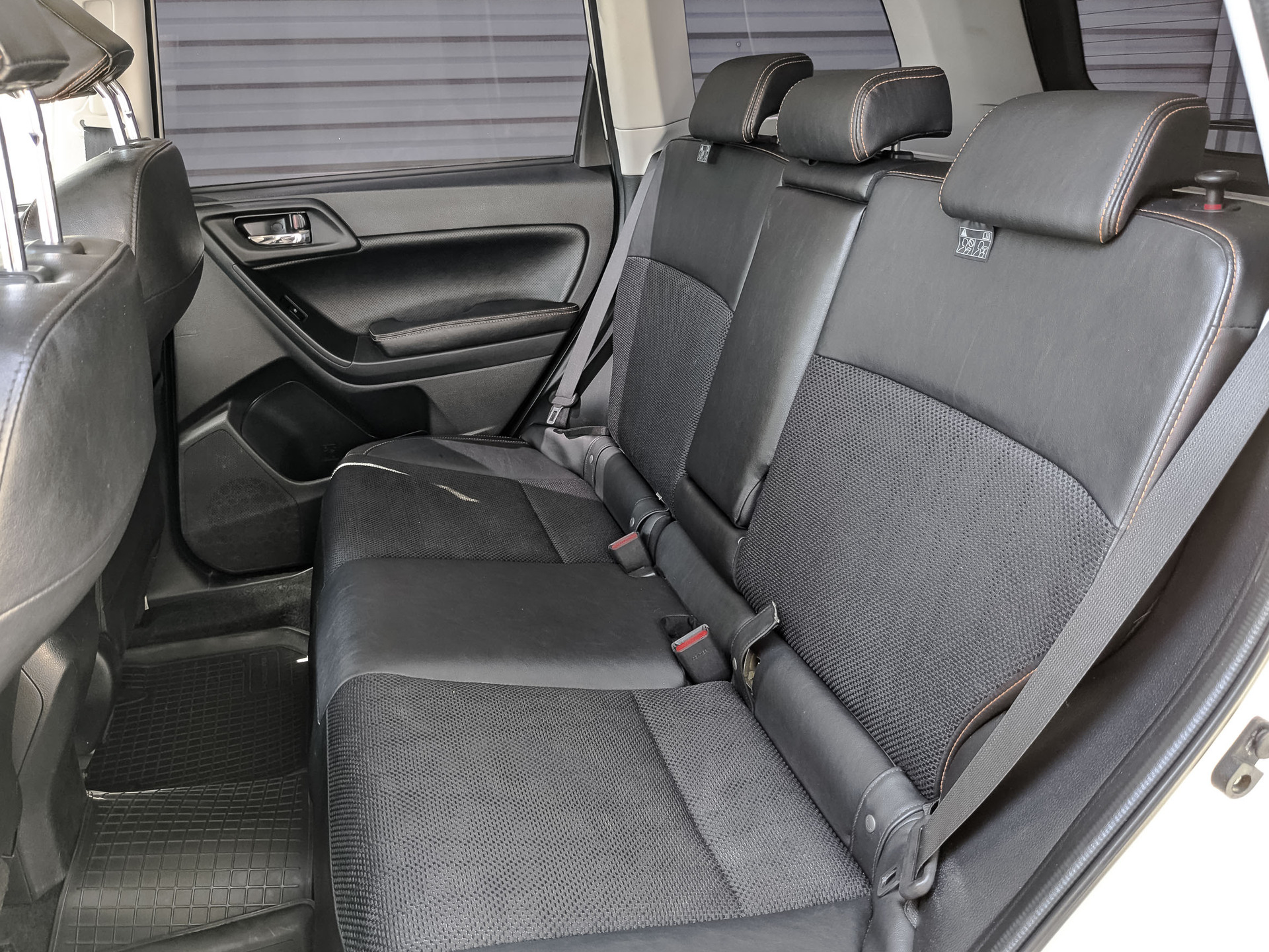 SUBARU Forester 2.00 (150 л.с), автомат, 2015, пробег 150 648 км