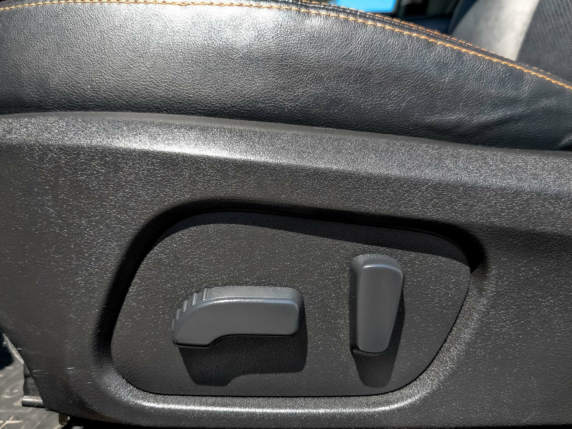 SUBARU Forester 2.00 (150 л.с), автомат, 2015, пробег 150 648 км