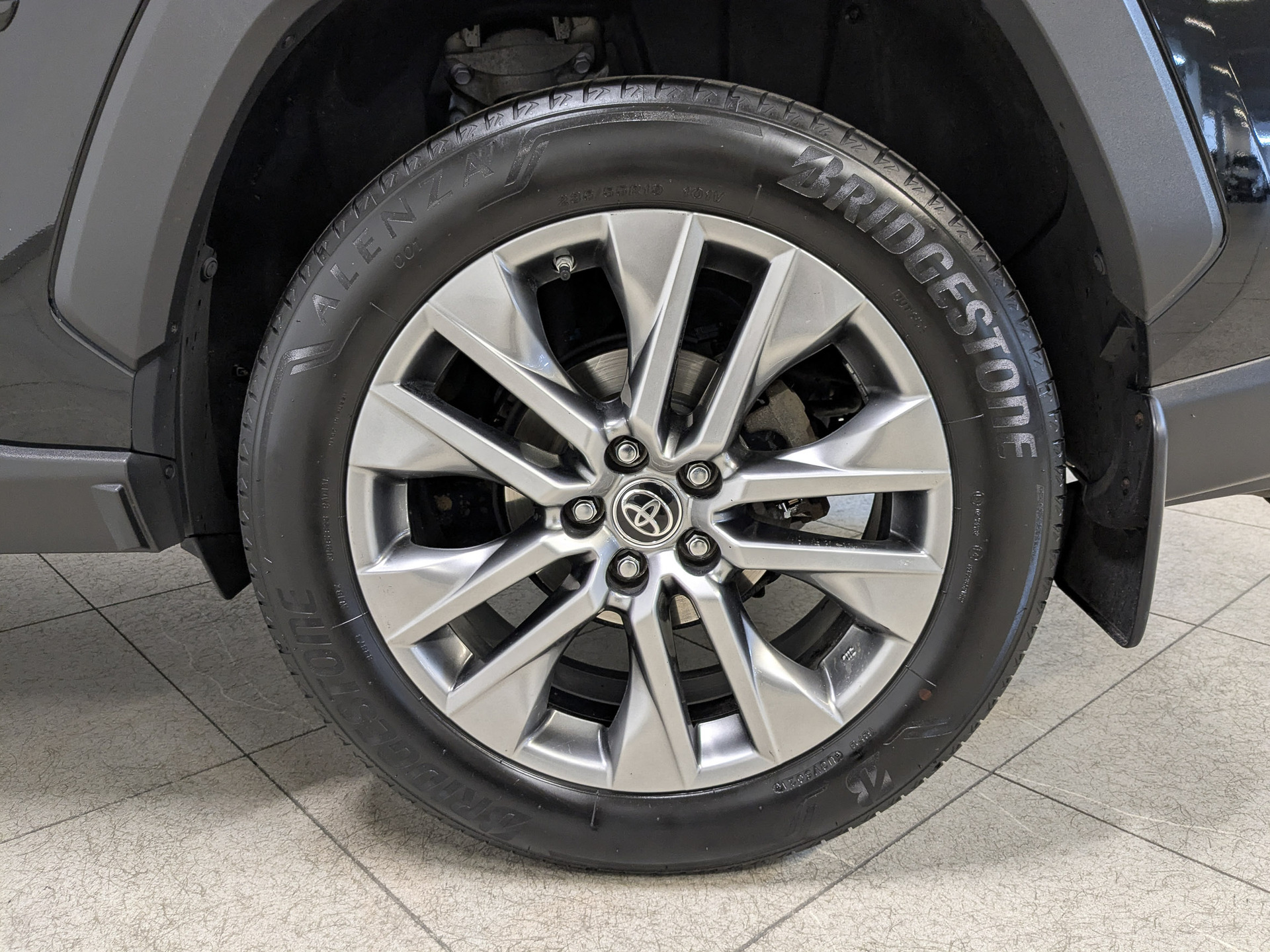 TOYOTA Rav-4 2.00 (149 л.с), автомат, 2022, пробег 90 558 км