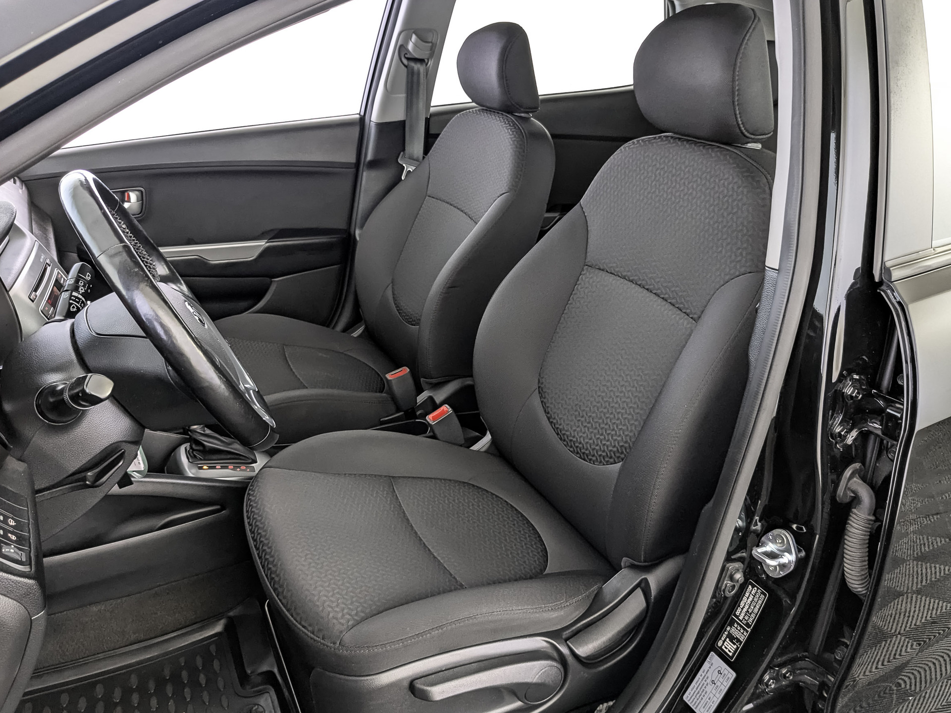 KIA Rio 1.60 (123 л.с), автомат, 2017, пробег 41 179 км