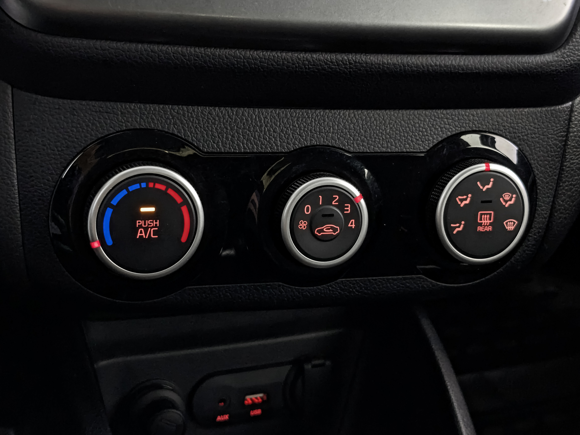 KIA Rio 1.60 (123 л.с), автомат, 2017, пробег 41 179 км