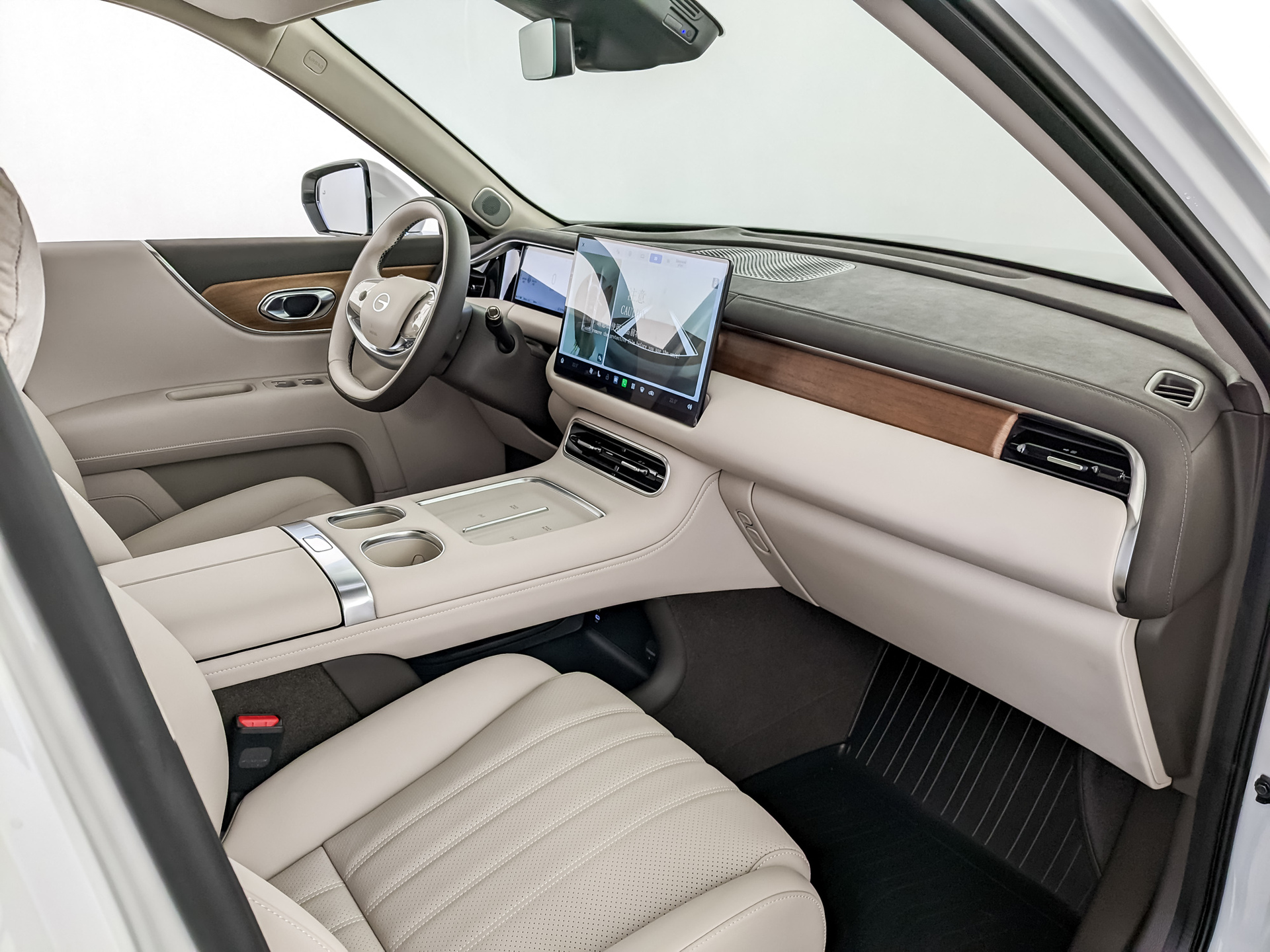 Фото GAC S9 SX Premium 1.5ELH/147 44.5кВт 4WD