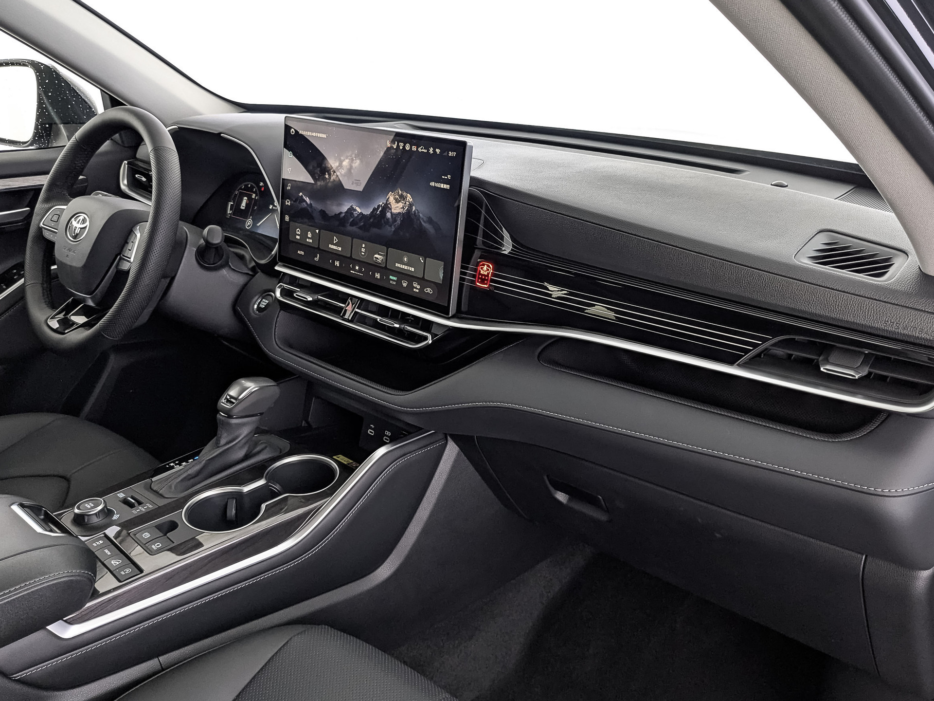 Фото Toyota Highlander Supreme 7 Seats 2.0T/248 4WD