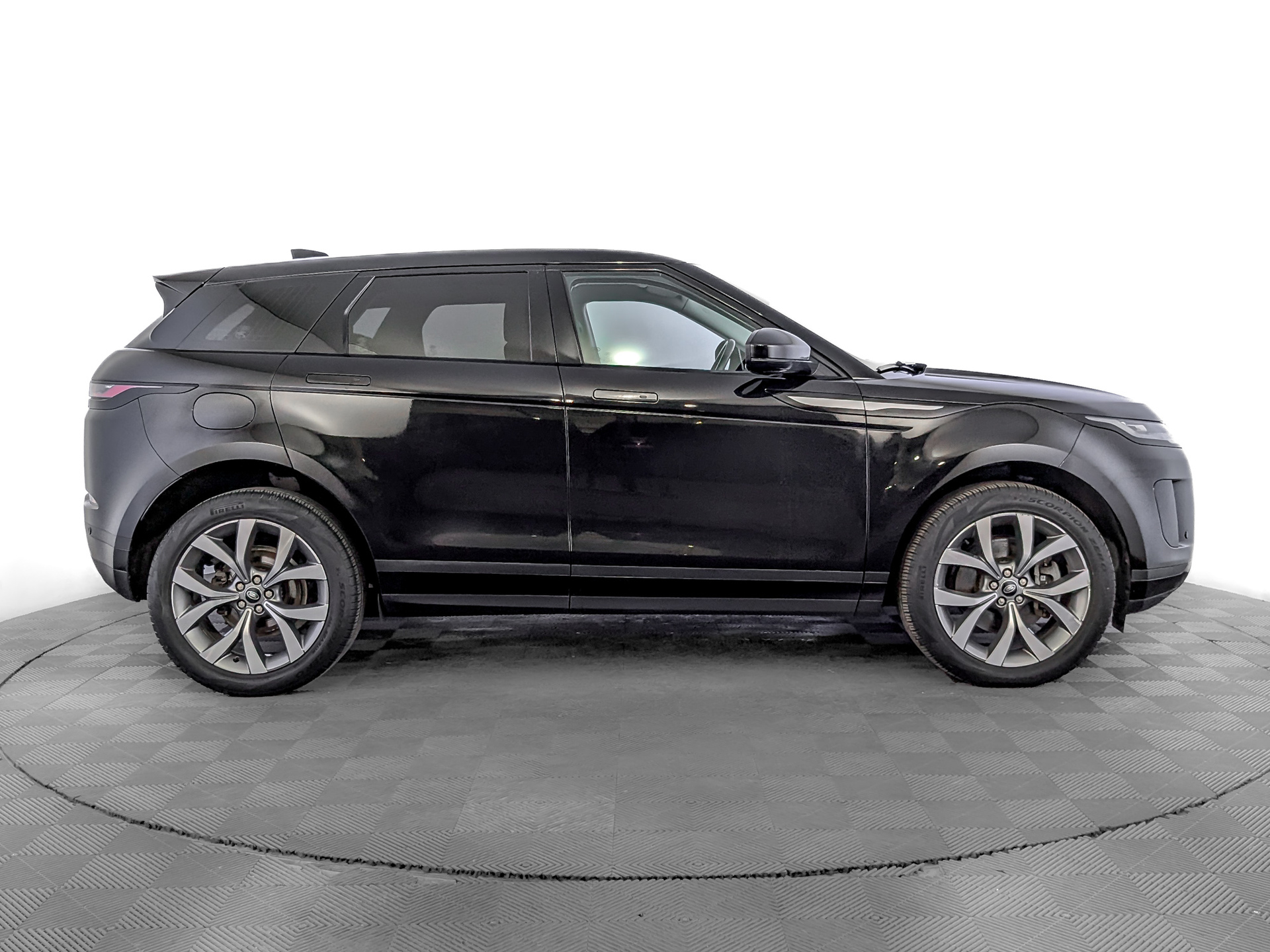 LAND ROVER Range Rover Evoque 2.00 (163 л.с), автомат, 2022, пробег 63 000 км