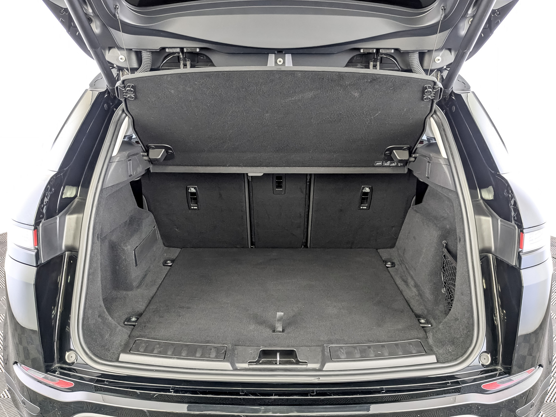 LAND ROVER Range Rover Evoque 2.00 (163 л.с), автомат, 2022, пробег 63 000 км