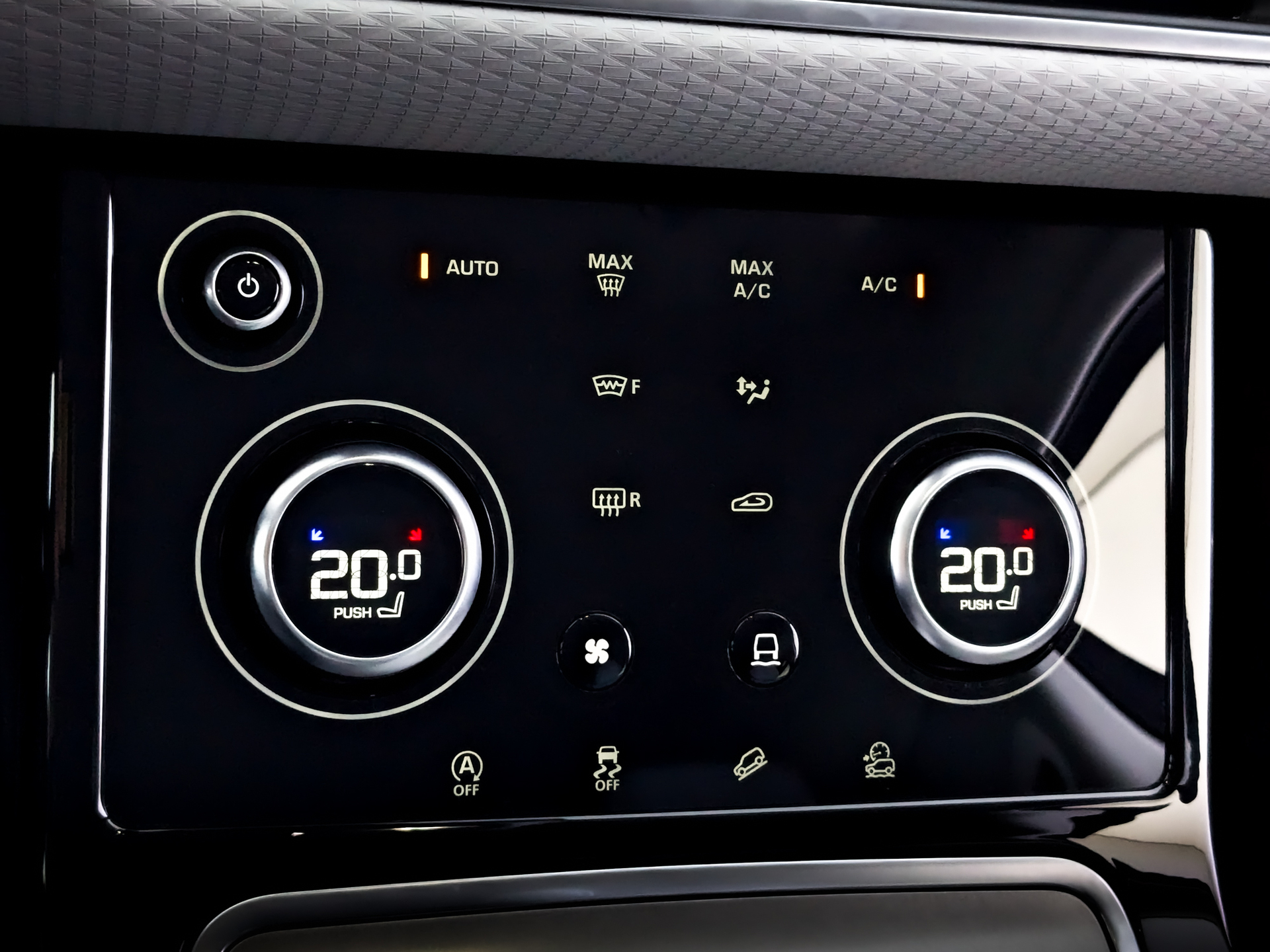 LAND ROVER Range Rover Evoque 2.00 (163 л.с), автомат, 2022, пробег 63 000 км