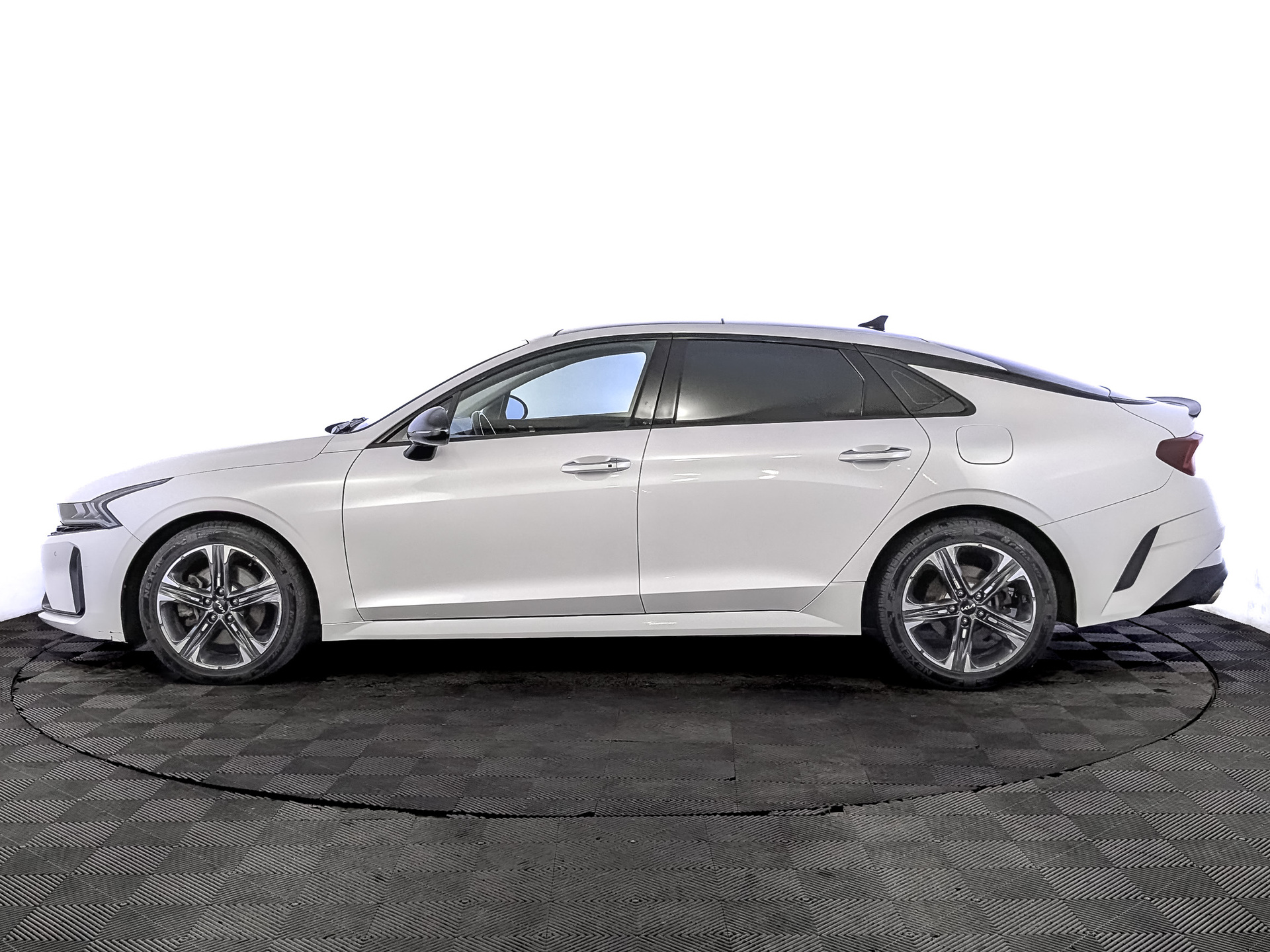 KIA K5 2.00 (240 л.с), автомат, 2022, пробег 72 094 км
