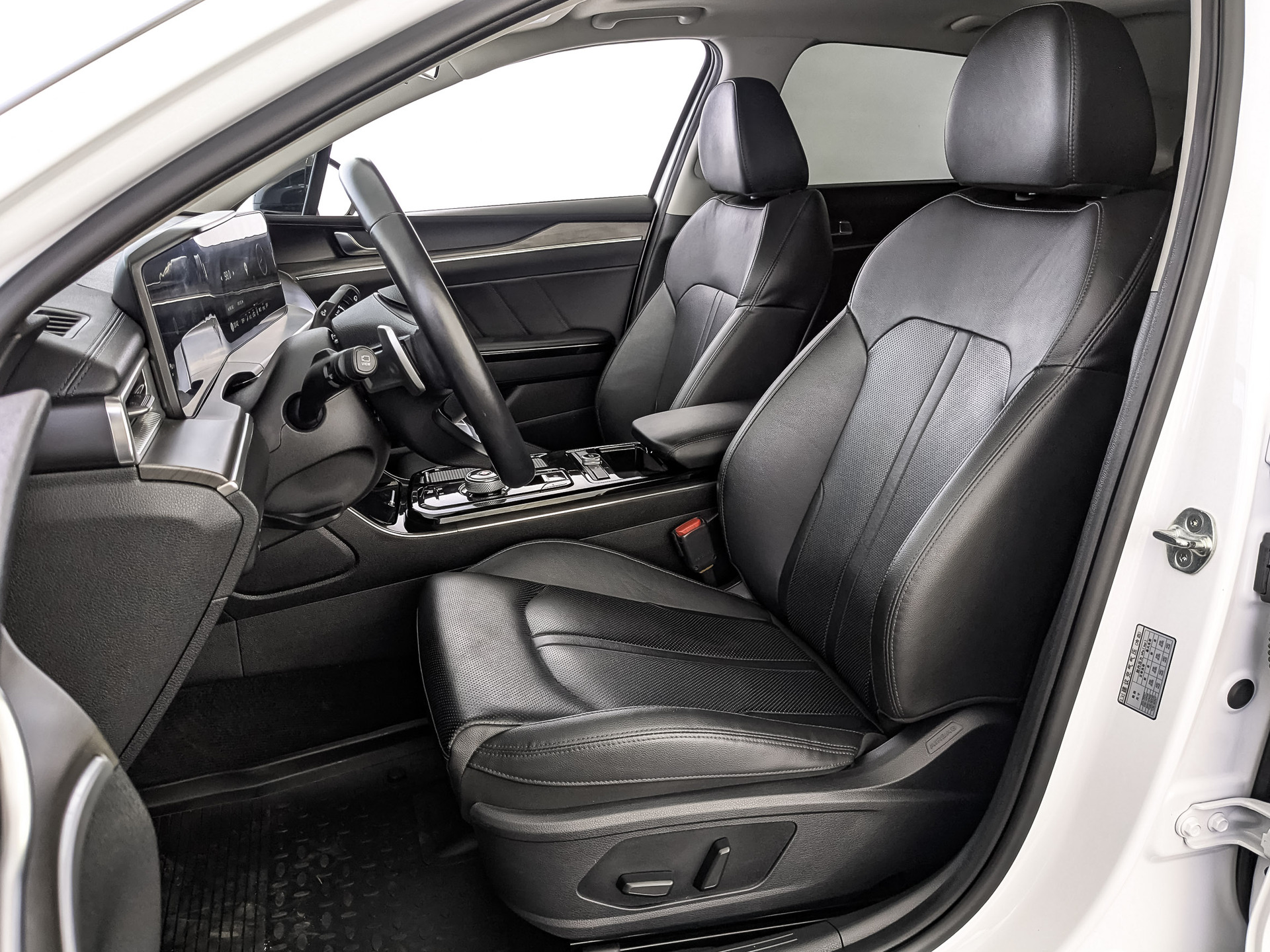 KIA K5 2.00 (240 л.с), автомат, 2022, пробег 72 094 км