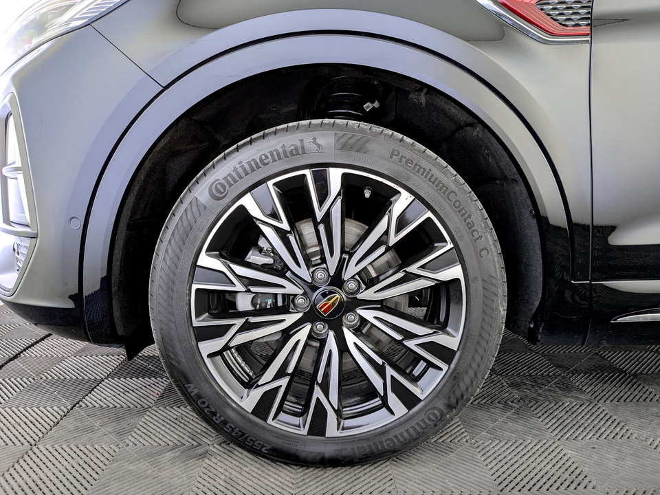 Фото Hongqi HS5 с пробегом 6896 км