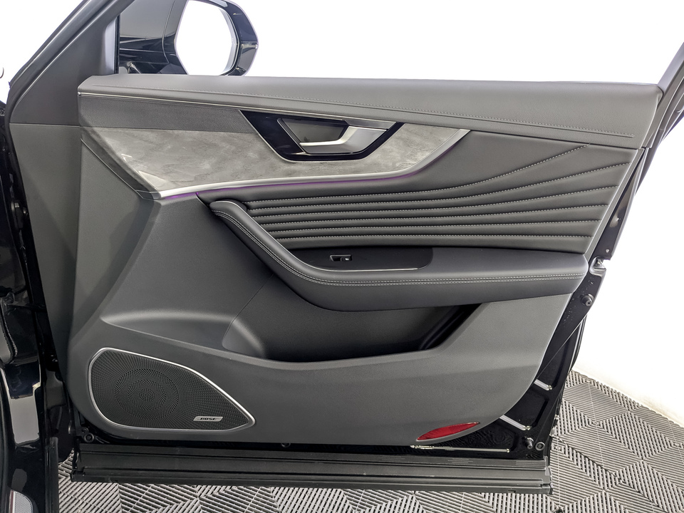Фото Hongqi HS5 с пробегом 6896 км