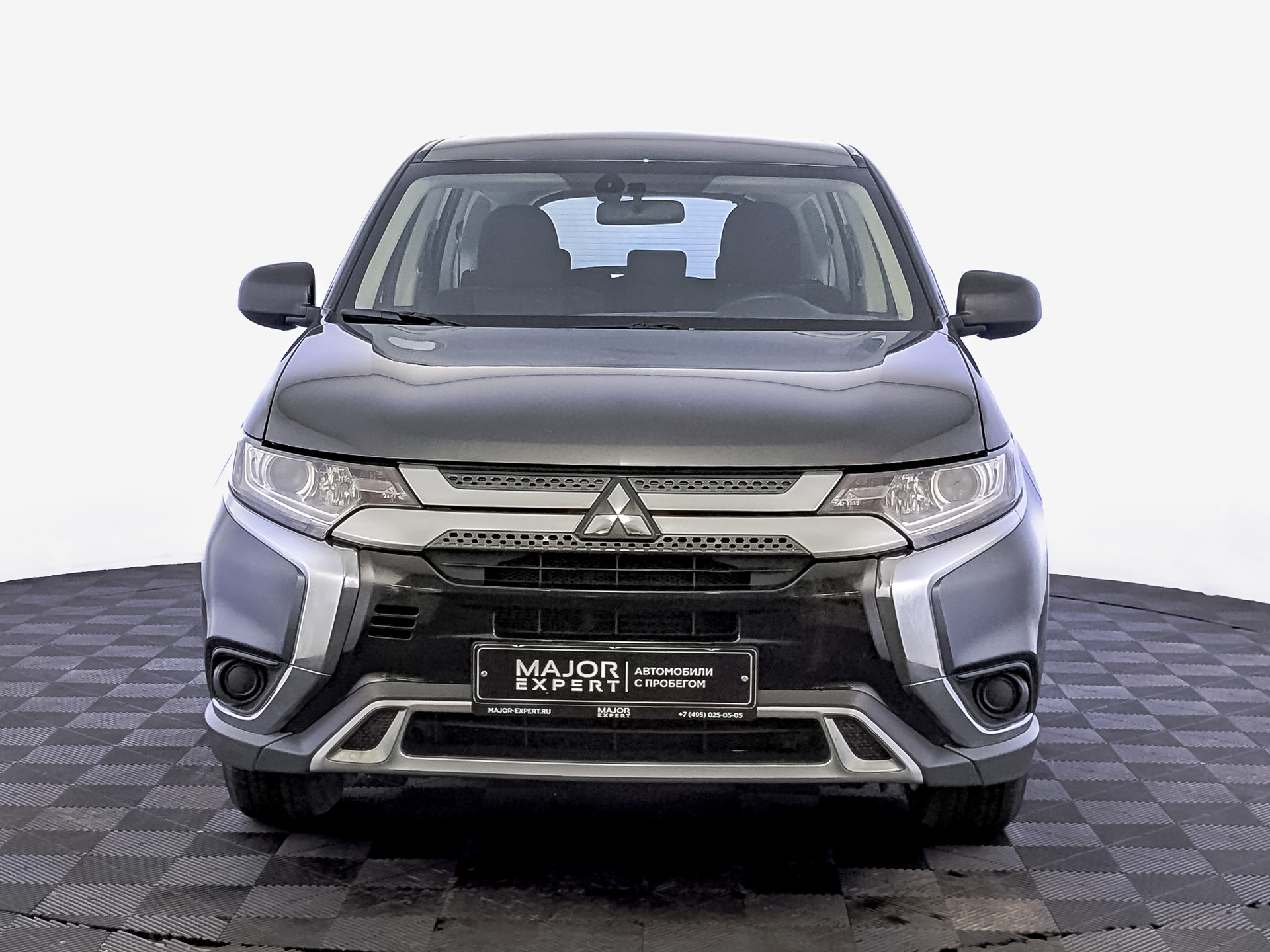 MITSUBISHI Outlander 2.00 (146 л.с), автомат, 2019, пробег 123 571 км